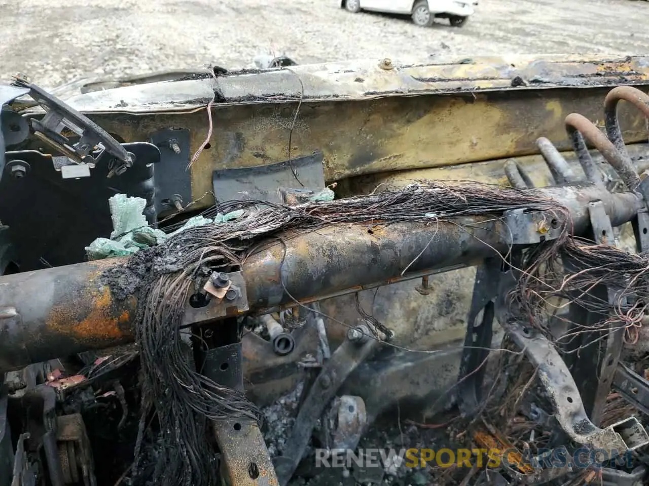 9 Photograph of a damaged car 3C6UR5HJ2NG371740 RAM 2500 2022