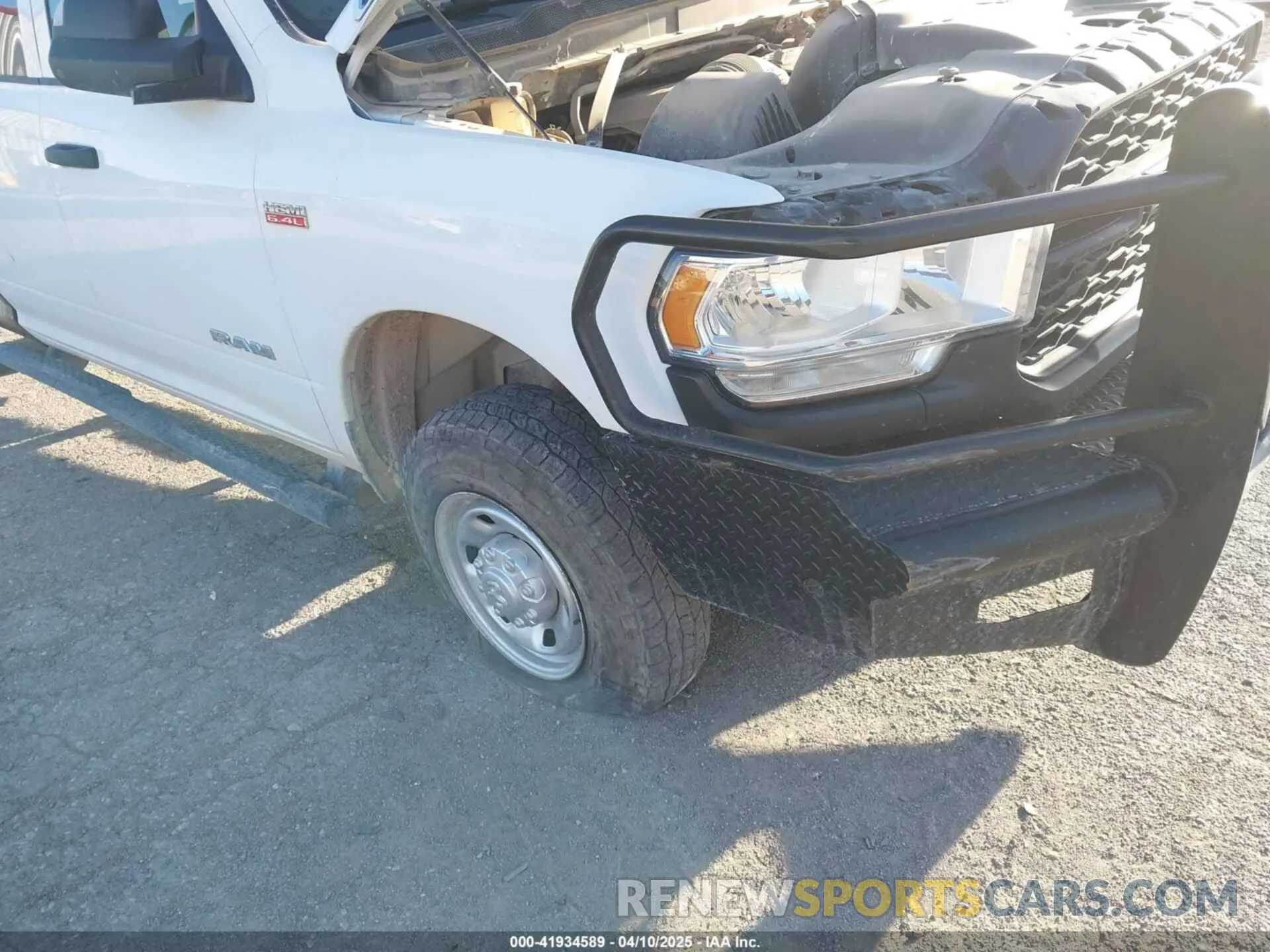 6 Photograph of a damaged car 3C6UR5HJ4NG130956 RAM 2500 2022
