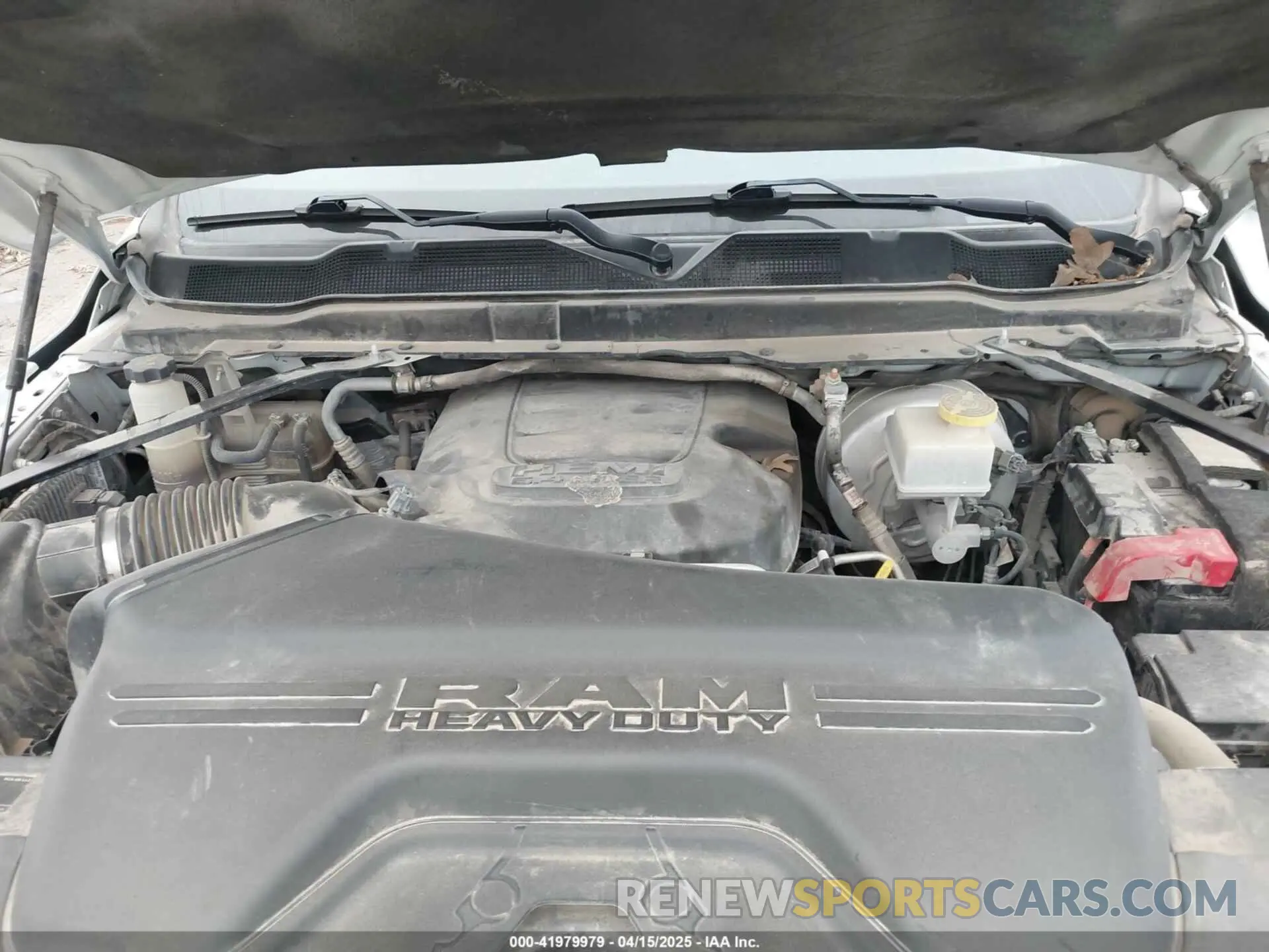10 Photograph of a damaged car 3C6UR5HJ4NG354406 RAM 2500 2022