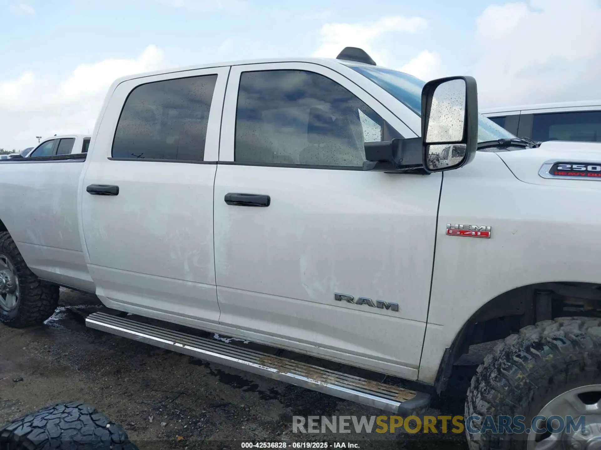 13 Photograph of a damaged car 3C6UR5HJ6NG125807 RAM 2500 2022