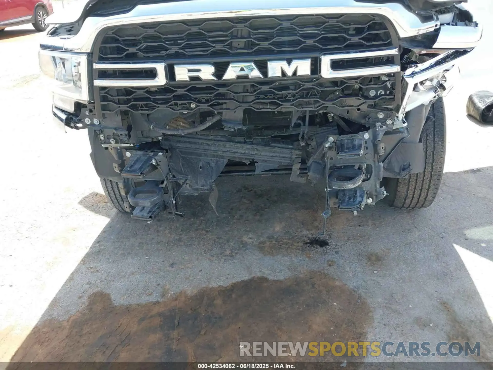 6 Photograph of a damaged car 3C6UR5HJ6NG390520 RAM 2500 2022