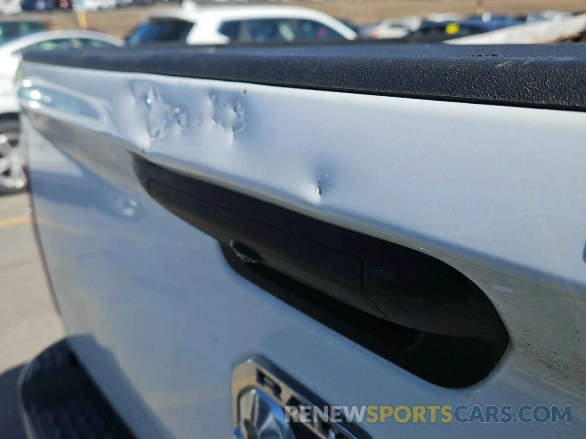 15 Photograph of a damaged car 3C6UR5HJ8NG321800 RAM 2500 2022