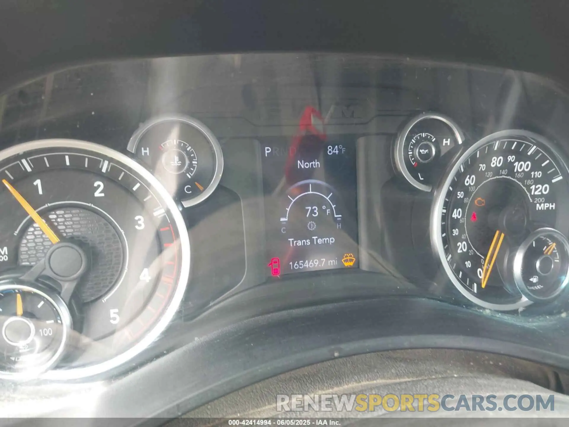 2 Photograph of a damaged car 3C6UR5HL4NG130960 RAM 2500 2022