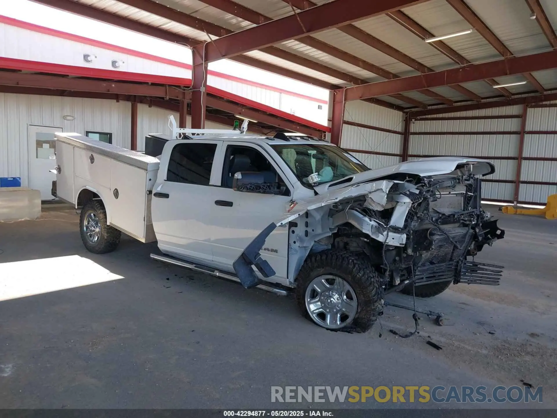 1 Photograph of a damaged car 3C6UR5HL6NG346244 RAM 2500 2022