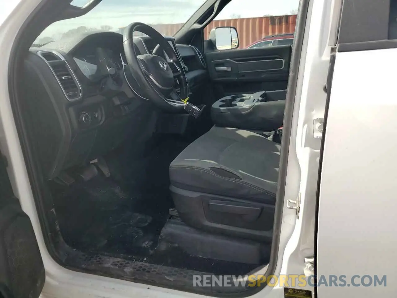 7 Photograph of a damaged car 3C6UR5JL1NG123958 RAM 2500 2022