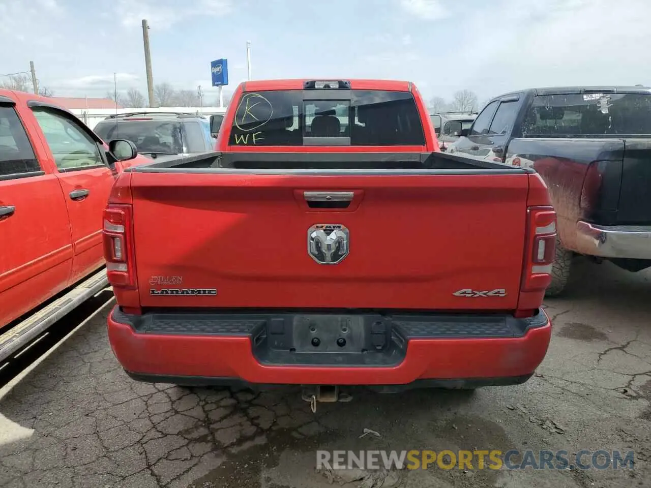 6 Photograph of a damaged car 3C6UR5NL2NG253189 RAM 2500 2022