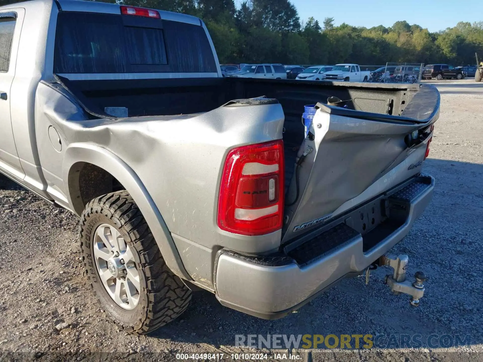 6 Photograph of a damaged car 3C6UR5NL3NG433751 RAM 2500 2022