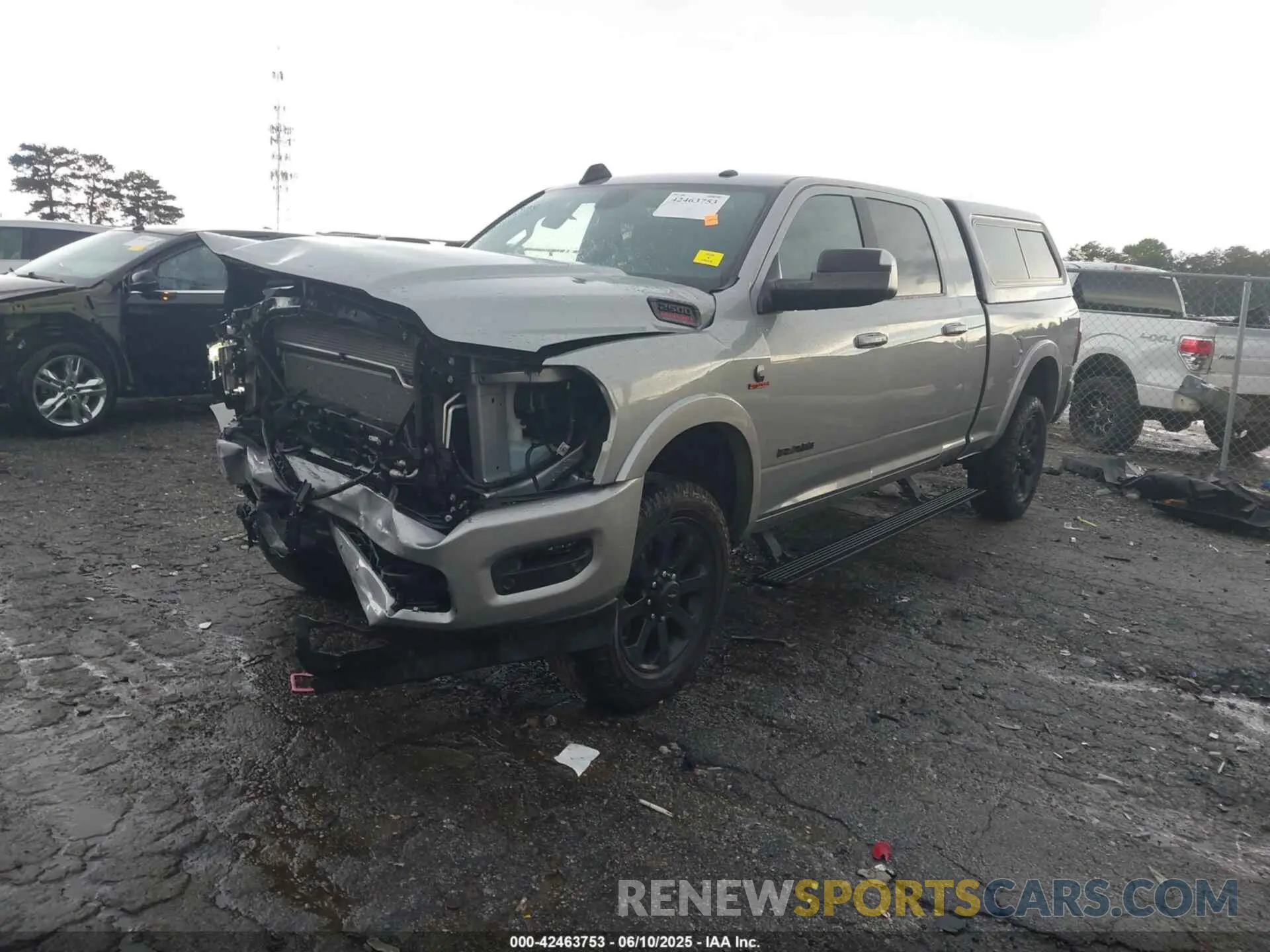 2 Photograph of a damaged car 3C6UR5NL5NG267524 RAM 2500 2022