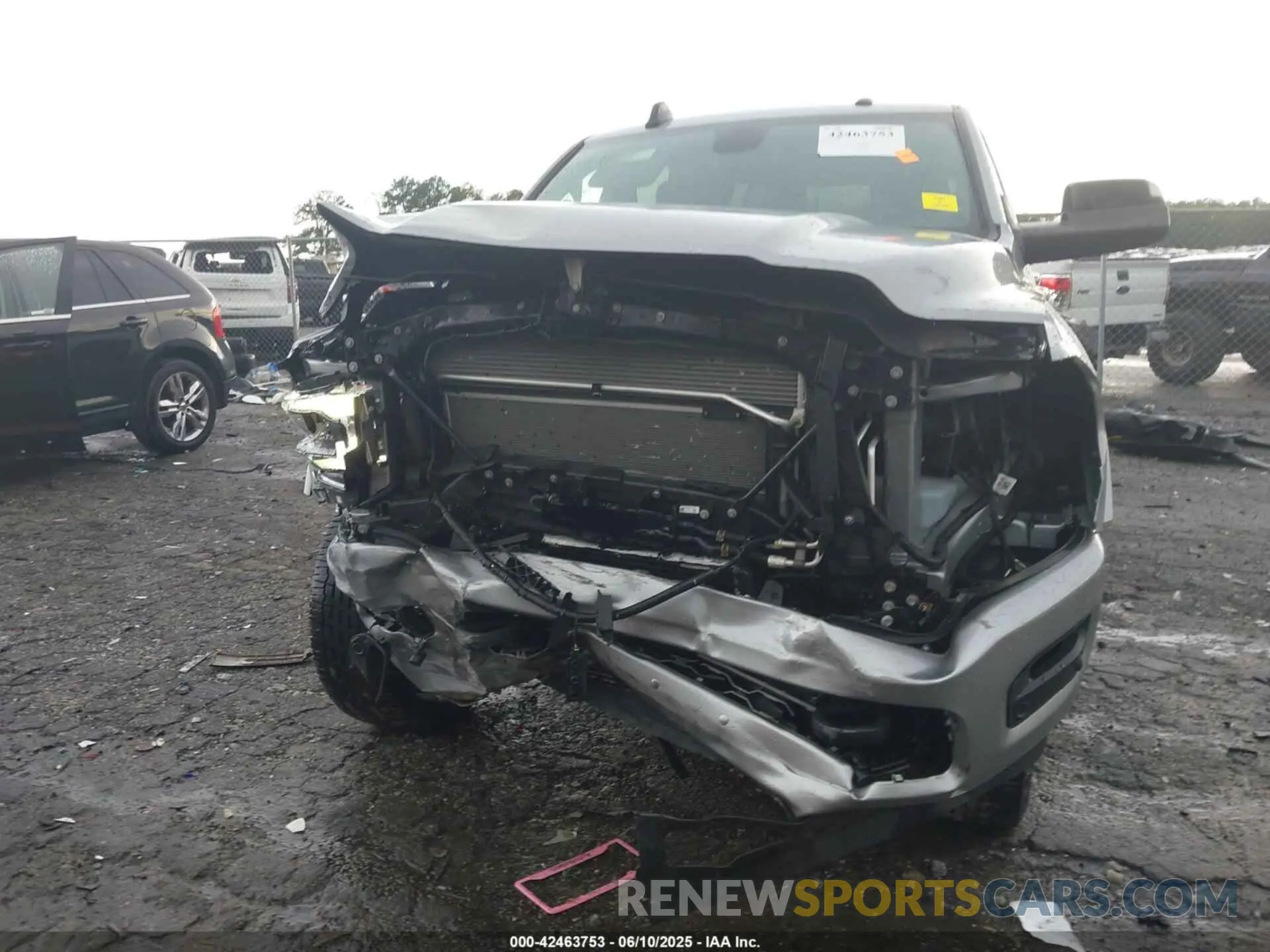 6 Photograph of a damaged car 3C6UR5NL5NG267524 RAM 2500 2022