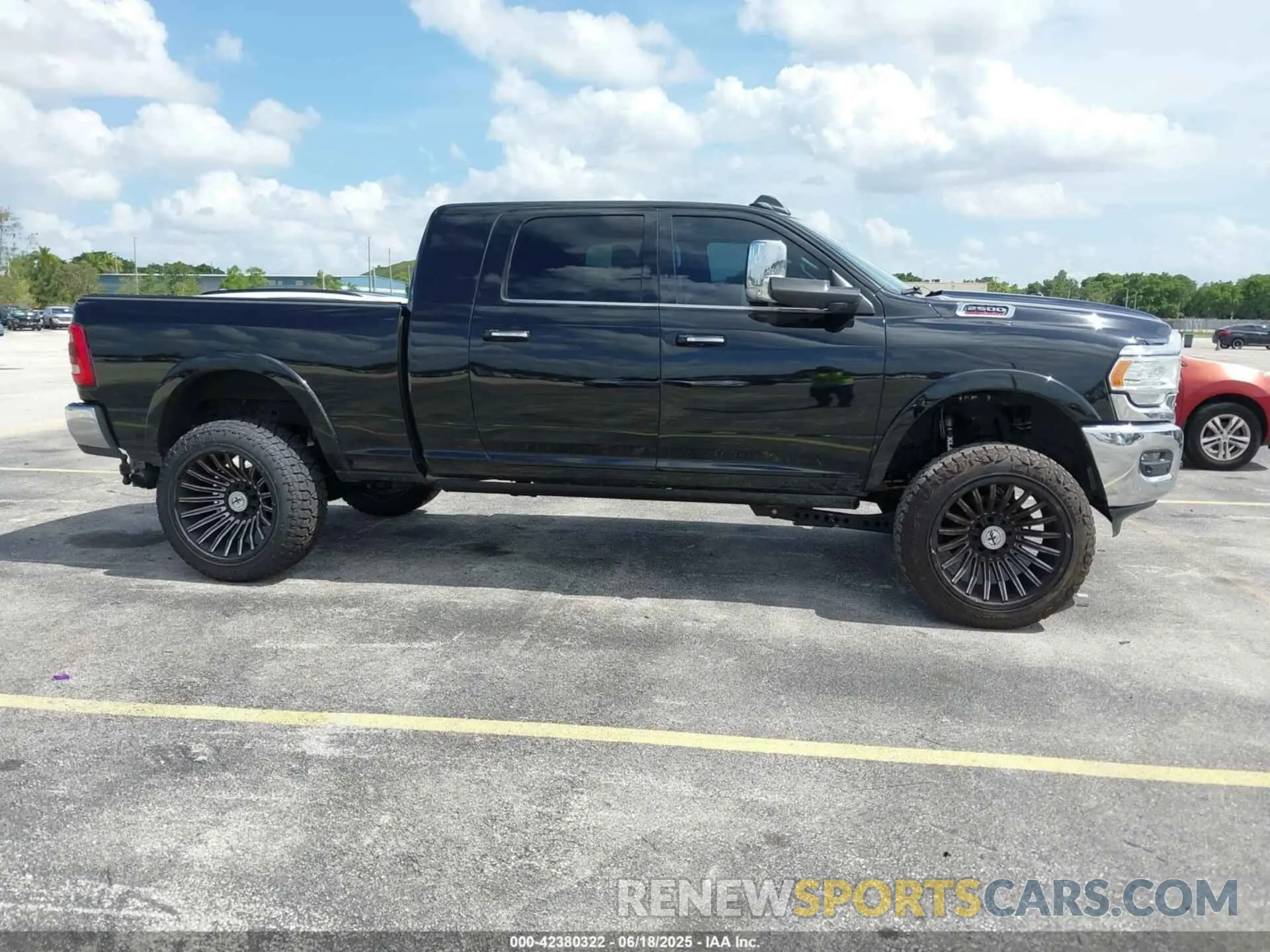 13 Photograph of a damaged car 3C6UR5PL8NG158407 RAM 2500 2022
