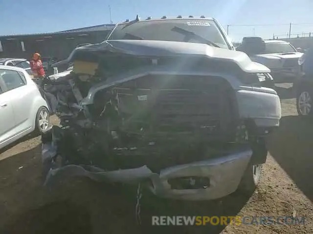 11 Photograph of a damaged car 3C6UR5RLXNG178834 RAM 2500 2022