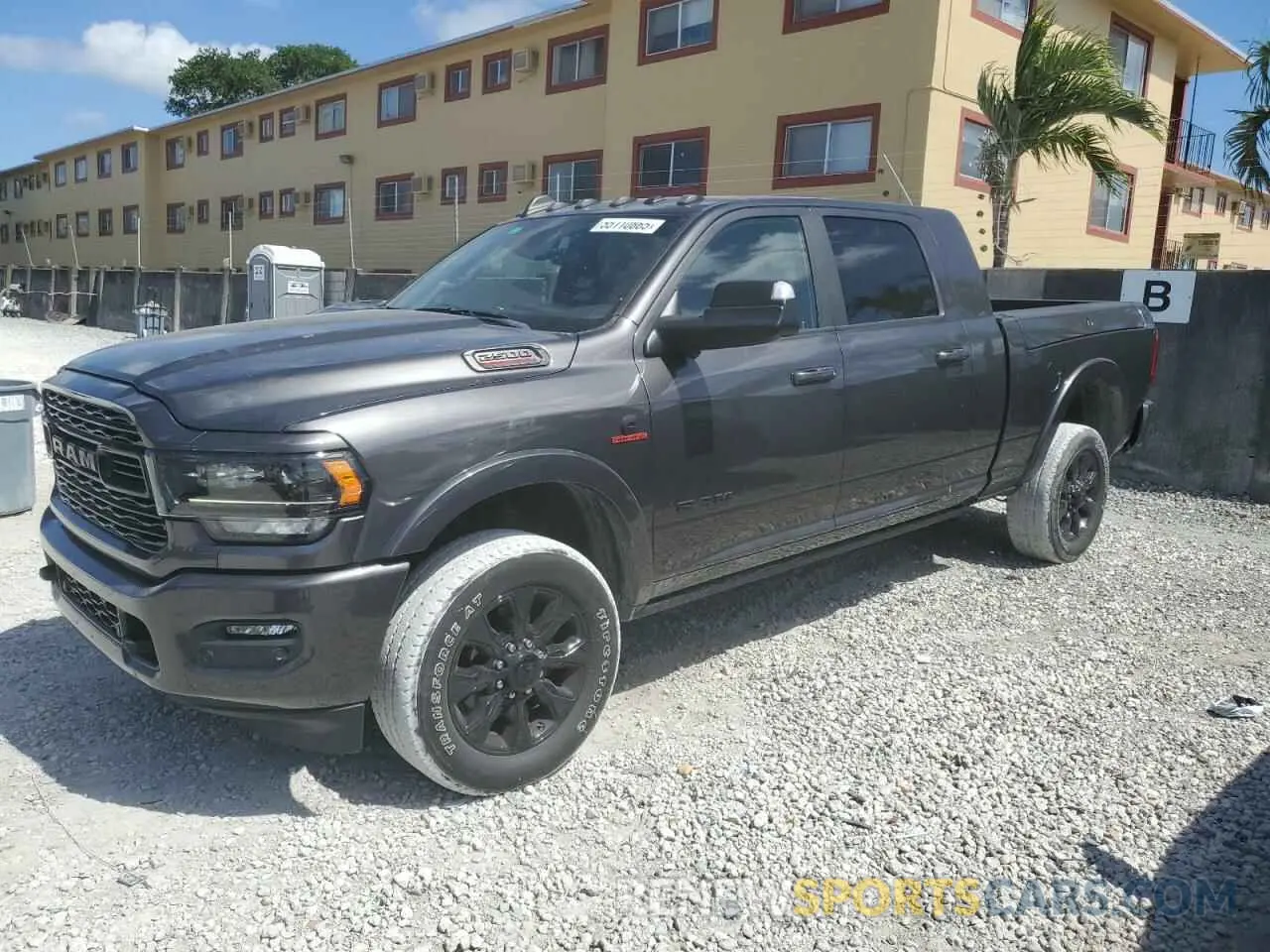 1 Photograph of a damaged car 3C6UR5TLXNG314615 RAM 2500 2022