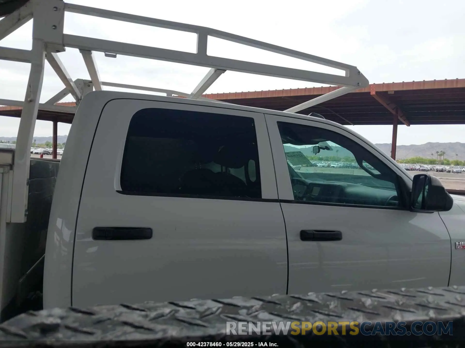13 Photograph of a damaged car 3C7WR4HJXNG108118 RAM 2500 2022