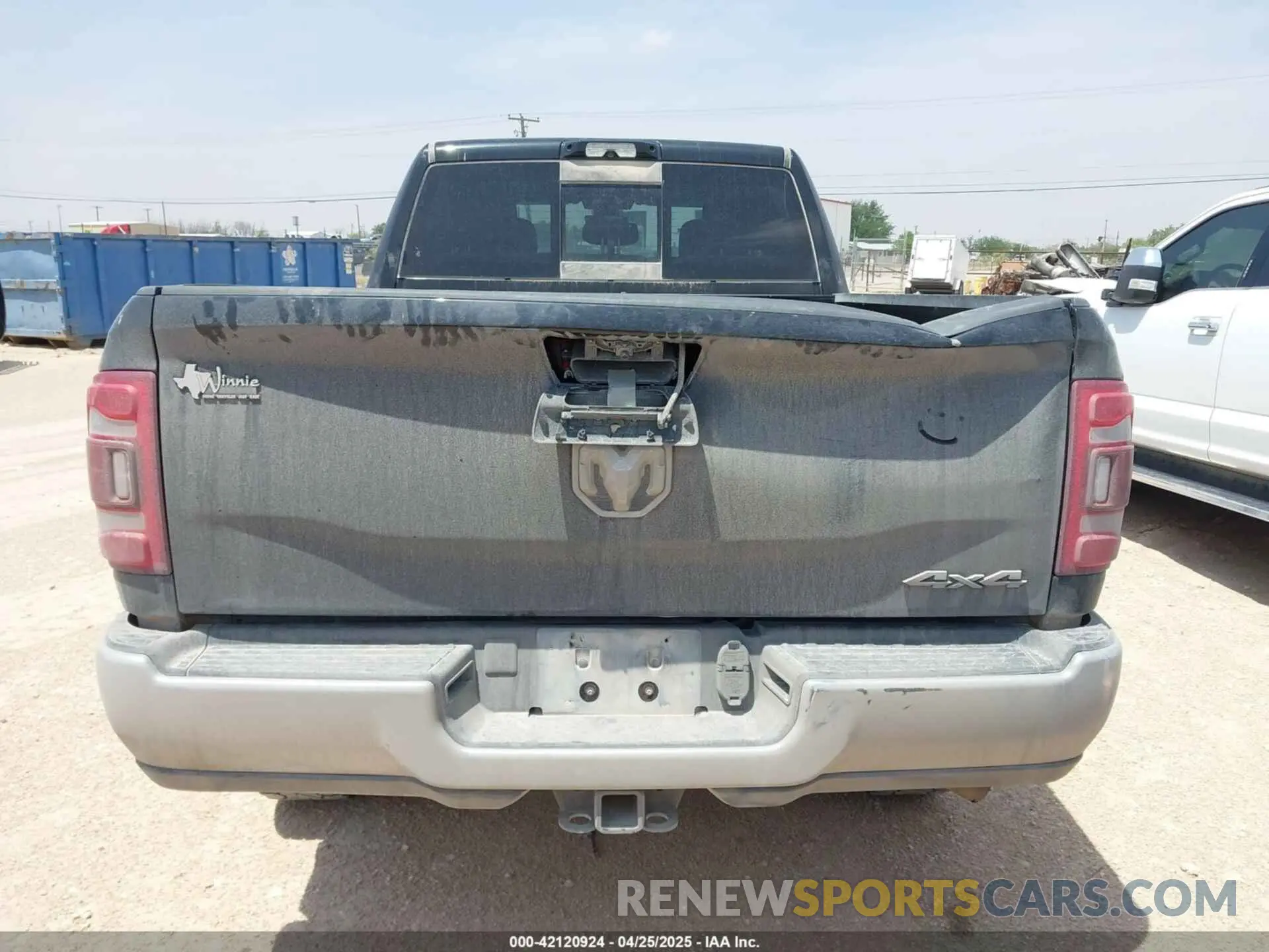 16 Photograph of a damaged car 3C6UR5CJ2PG532744 RAM 2500 2023