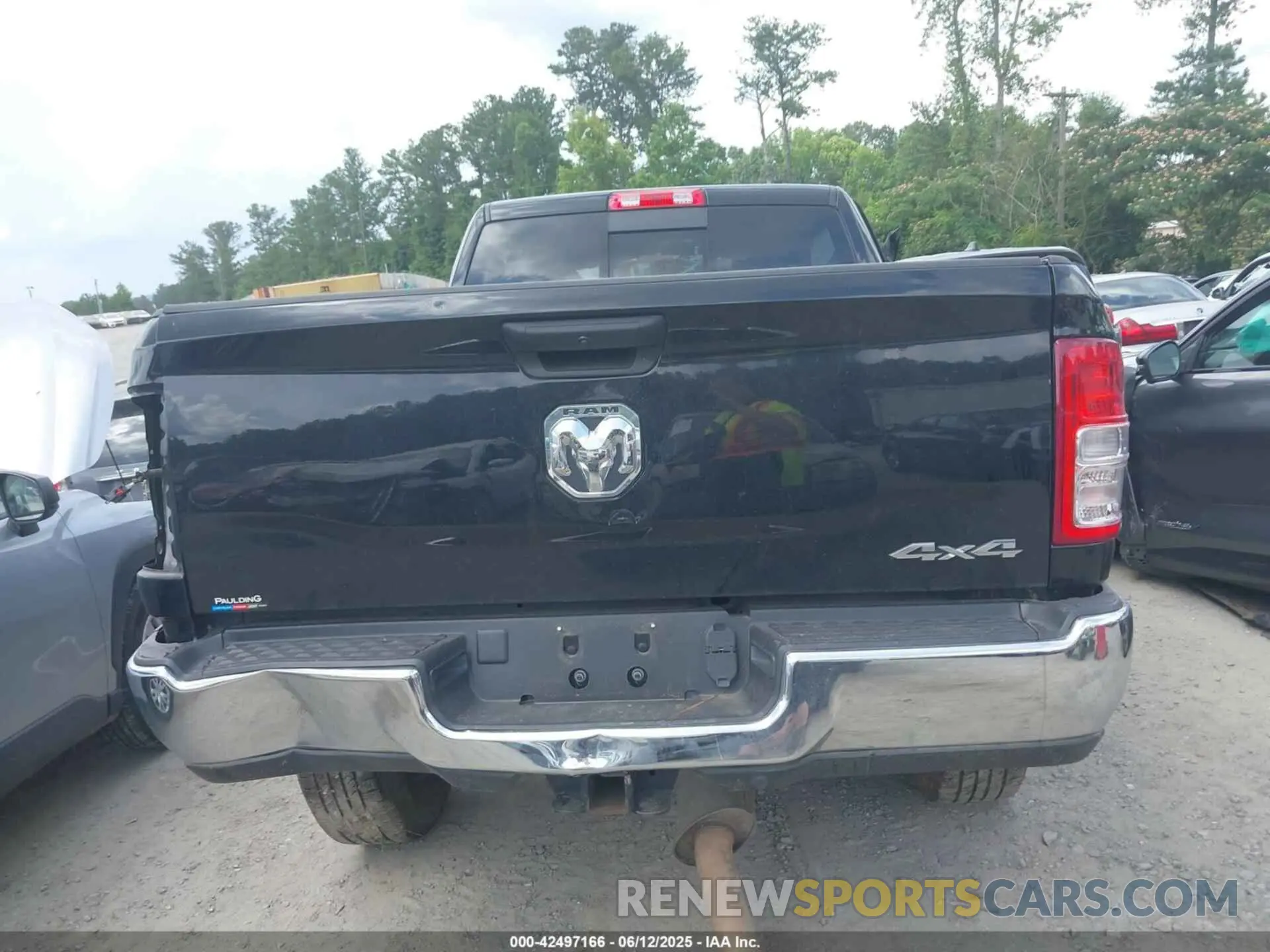 15 Photograph of a damaged car 3C6UR5CJ4PG503729 RAM 2500 2023