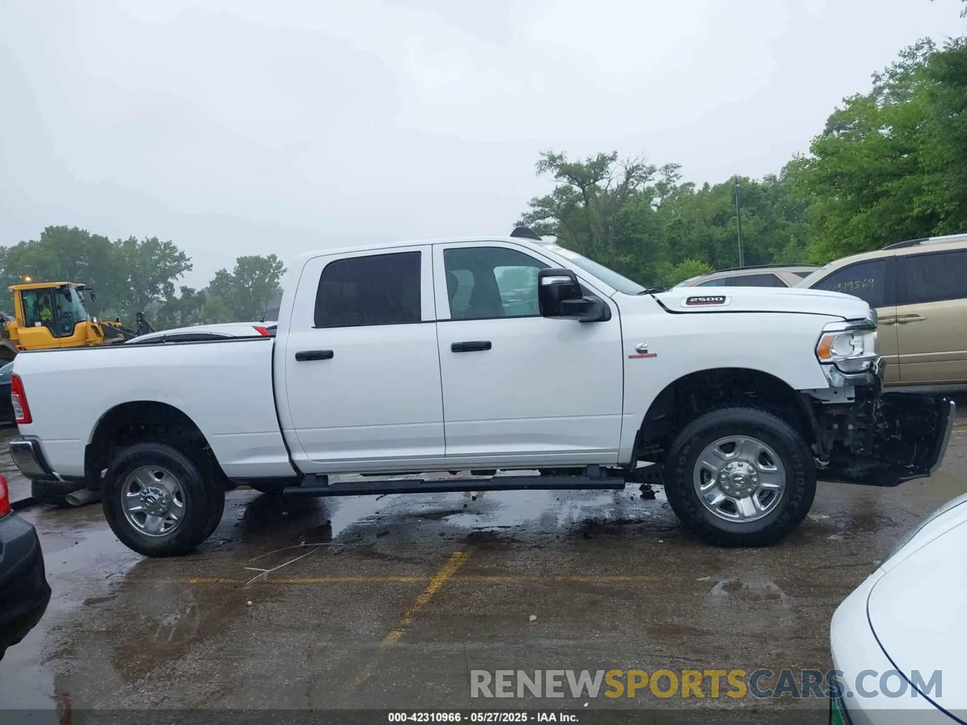 14 Photograph of a damaged car 3C6UR5CLXPG617834 RAM 2500 2023