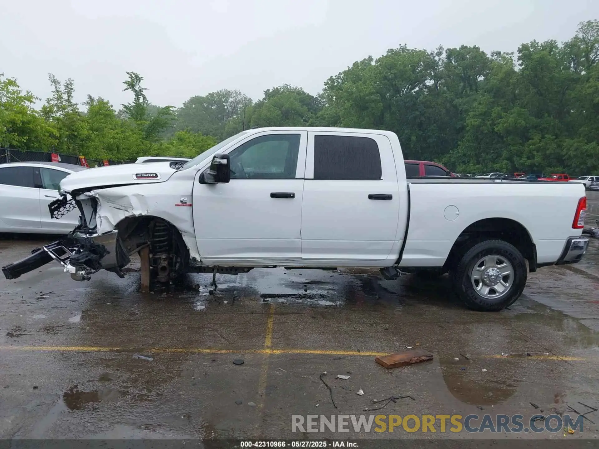 15 Photograph of a damaged car 3C6UR5CLXPG617834 RAM 2500 2023