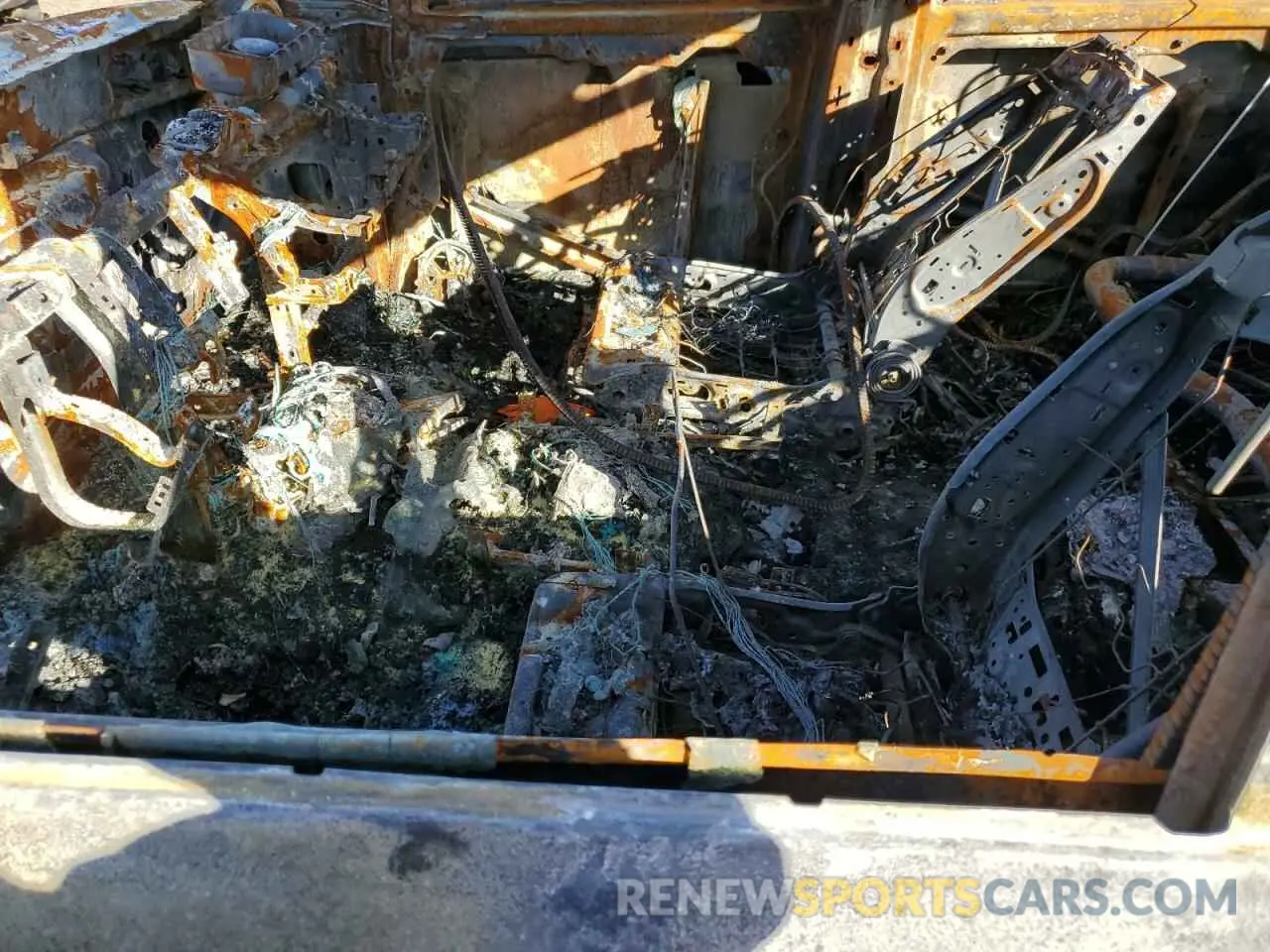 7 Photograph of a damaged car 3C6UR5DJ6PG591827 RAM 2500 2023