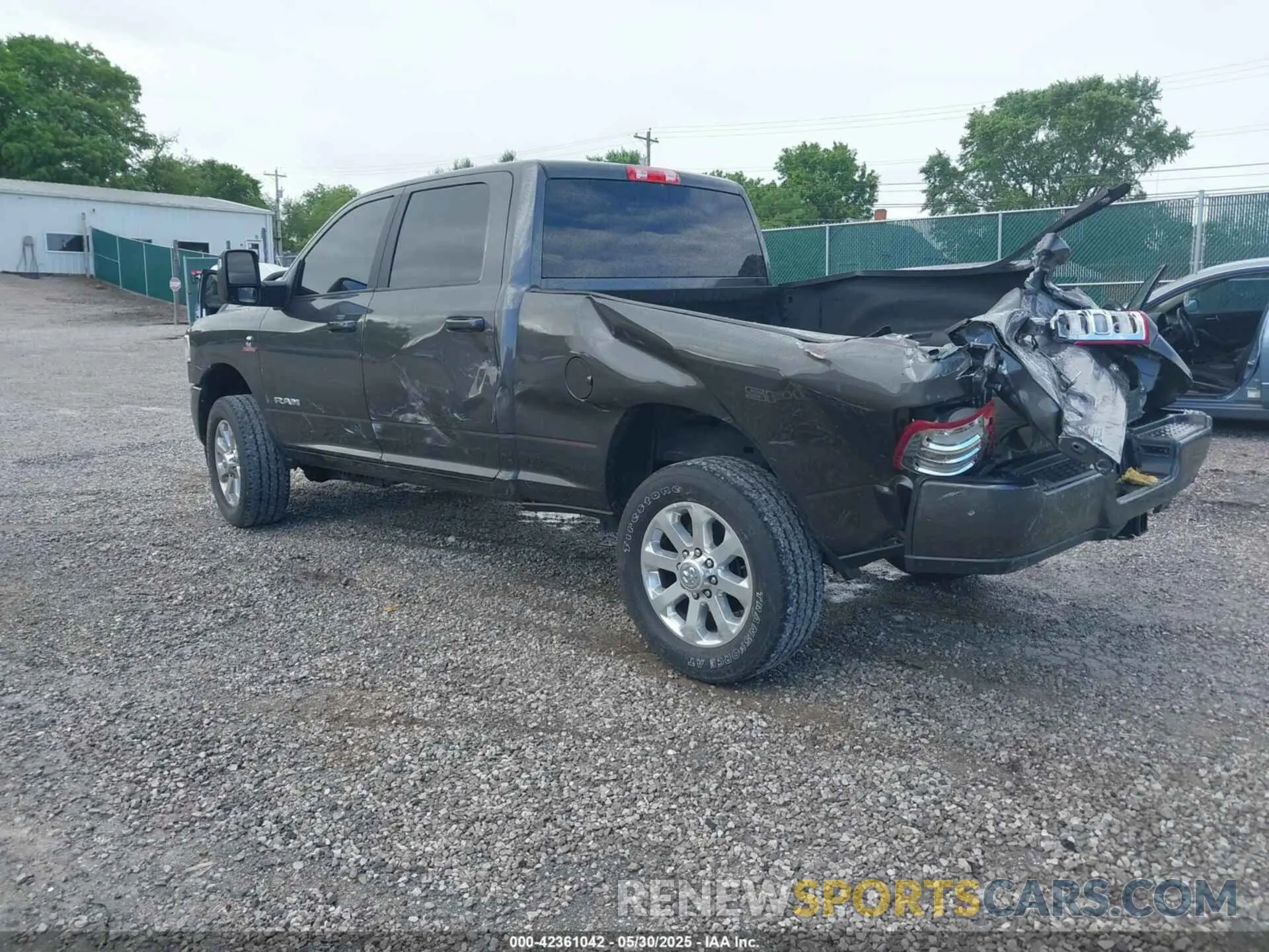 18 Photograph of a damaged car 3C6UR5DL5PG628593 RAM 2500 2023