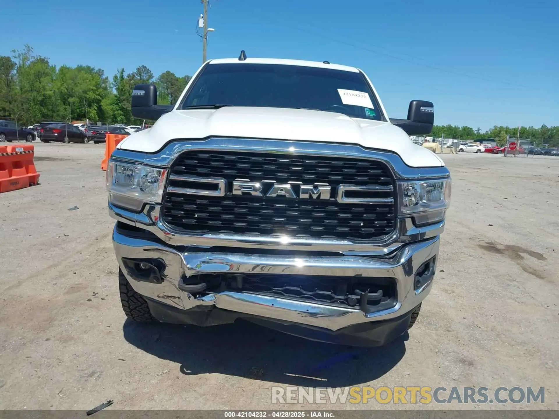 11 Photograph of a damaged car 3C6UR5DLXPG613278 RAM 2500 2023