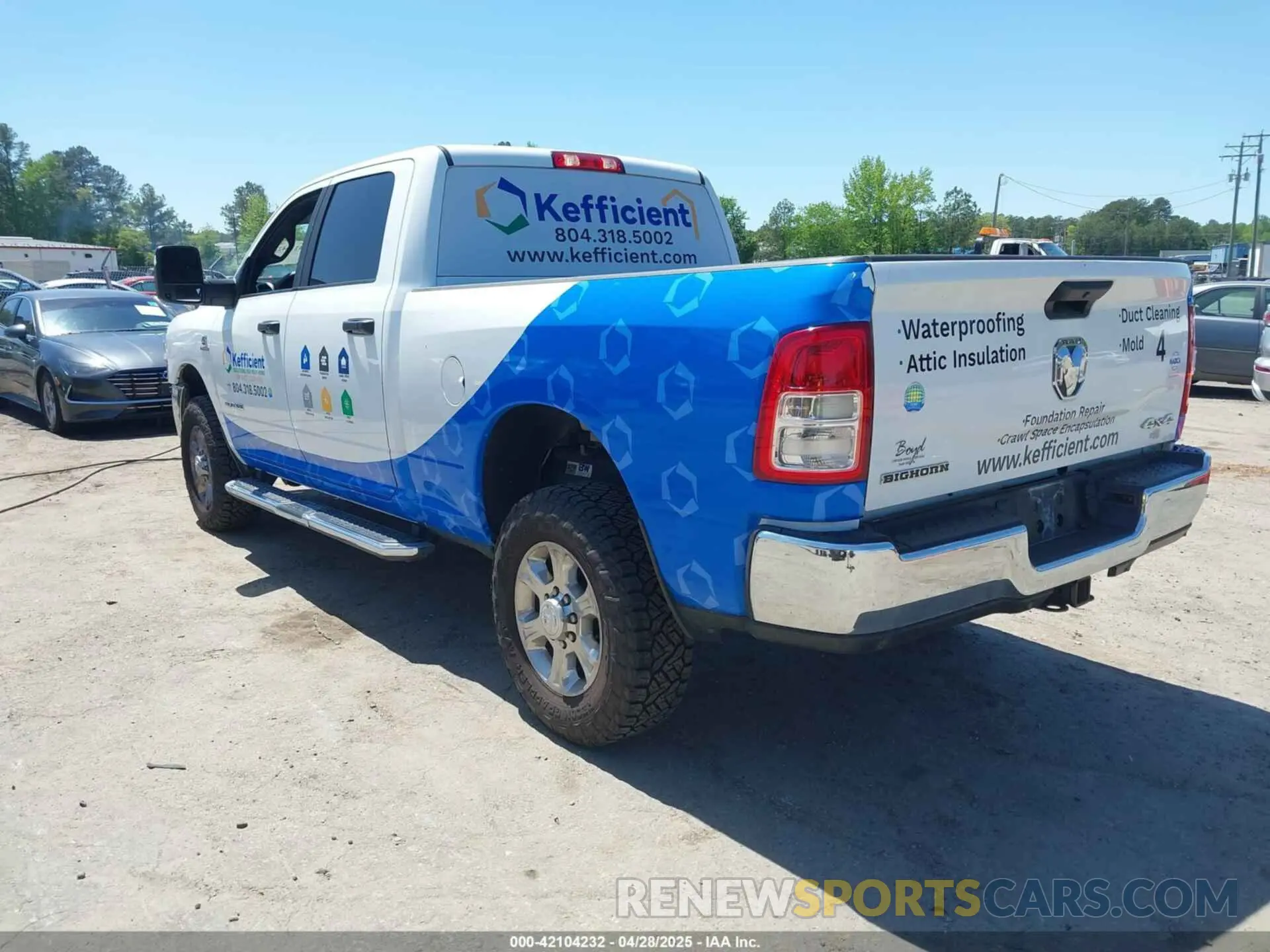 3 Photograph of a damaged car 3C6UR5DLXPG613278 RAM 2500 2023