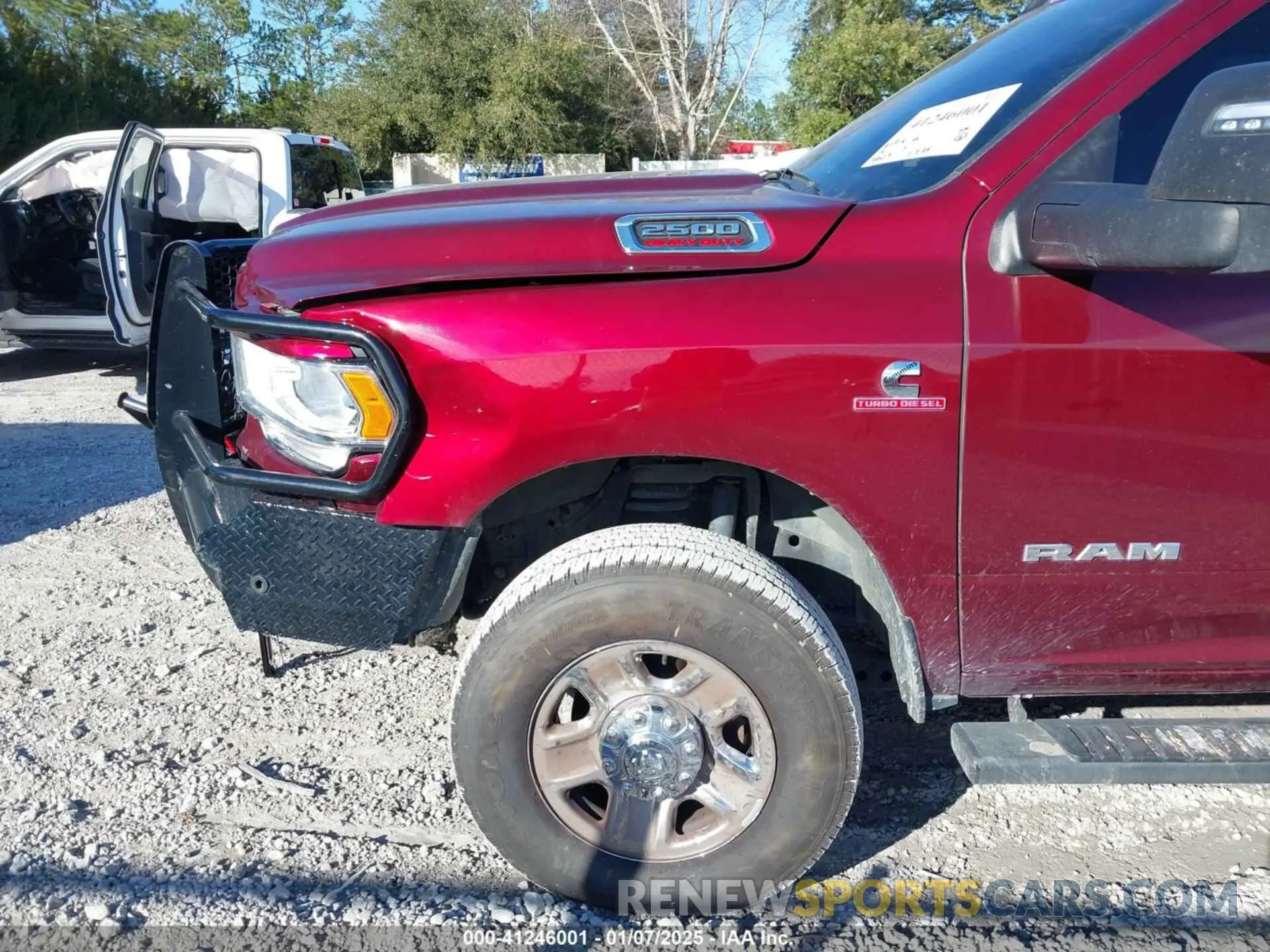 18 Photograph of a damaged car 3C6UR5DLXPG617315 RAM 2500 2023