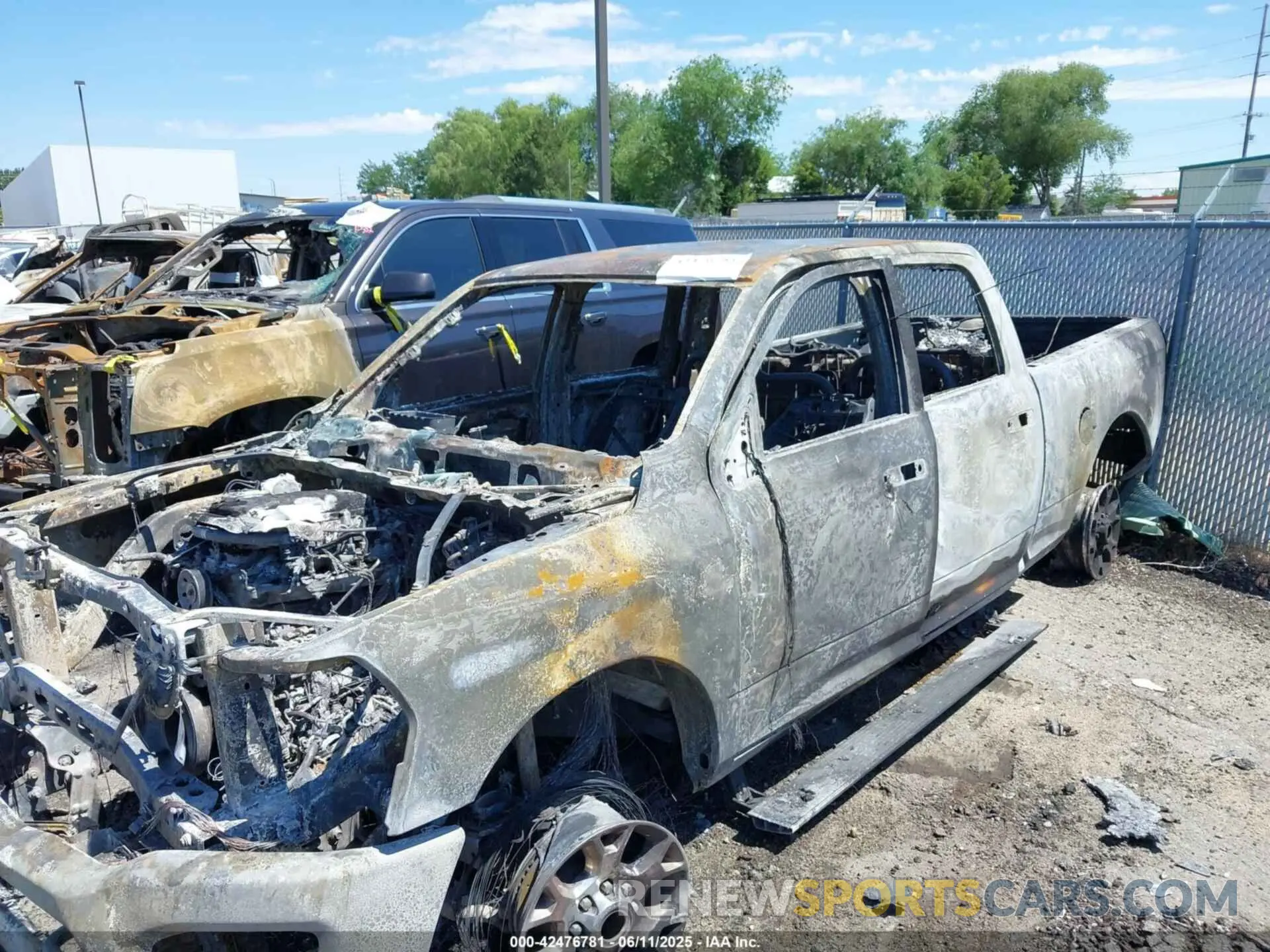6 Photograph of a damaged car 3C6UR5FL2PG538072 RAM 2500 2023