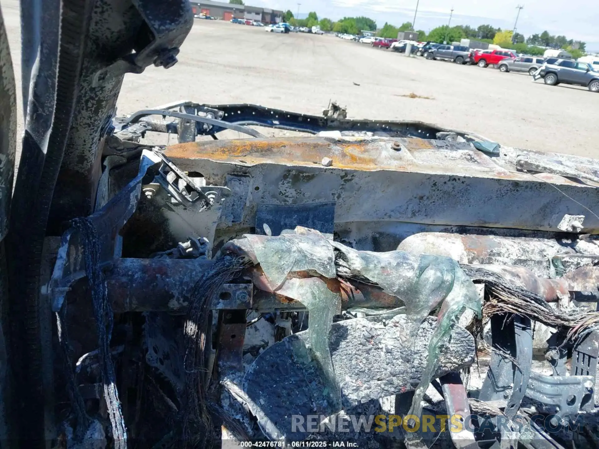 7 Photograph of a damaged car 3C6UR5FL2PG538072 RAM 2500 2023