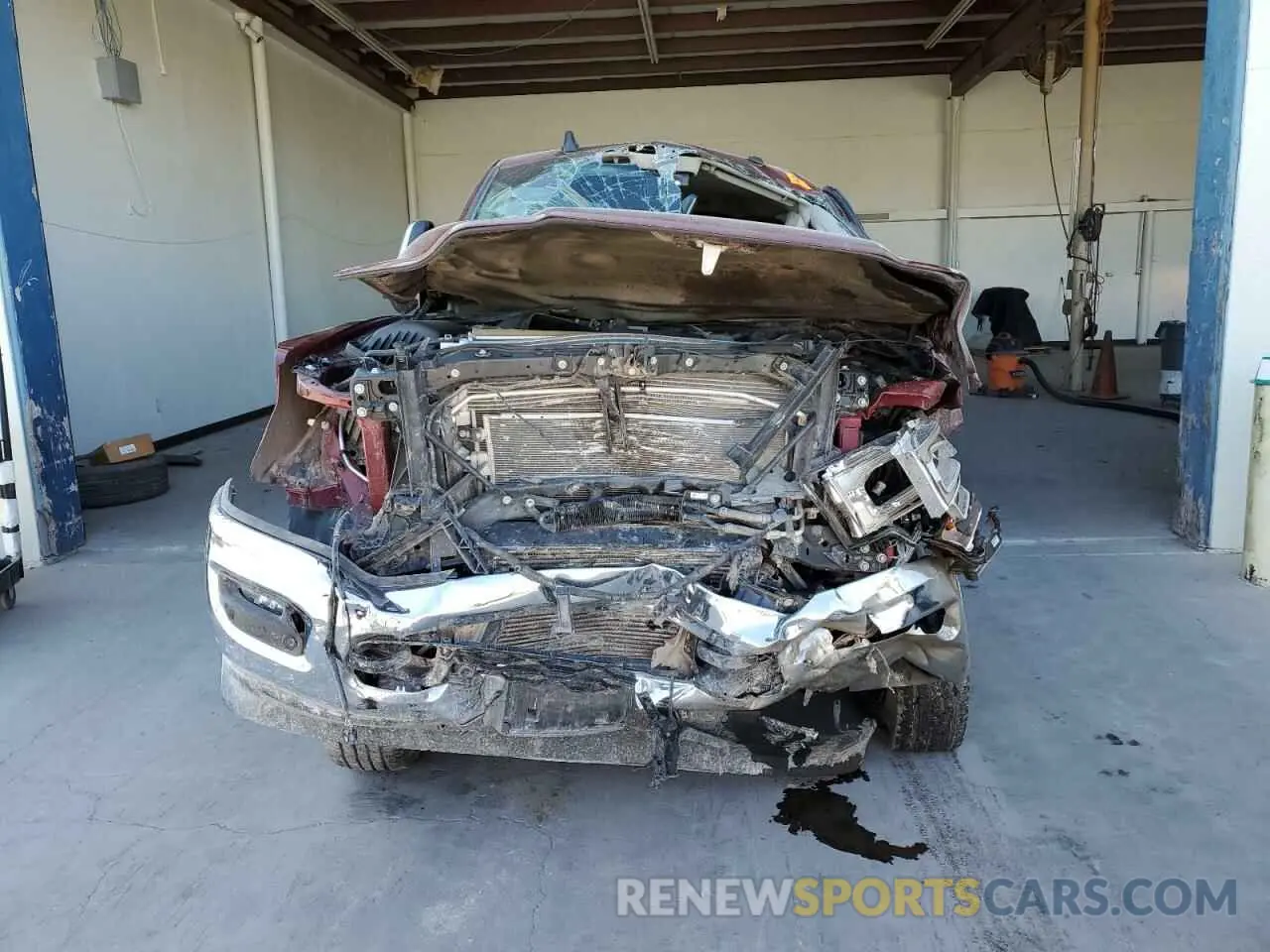 5 Photograph of a damaged car 3C6UR5FL6PG569132 RAM 2500 2023
