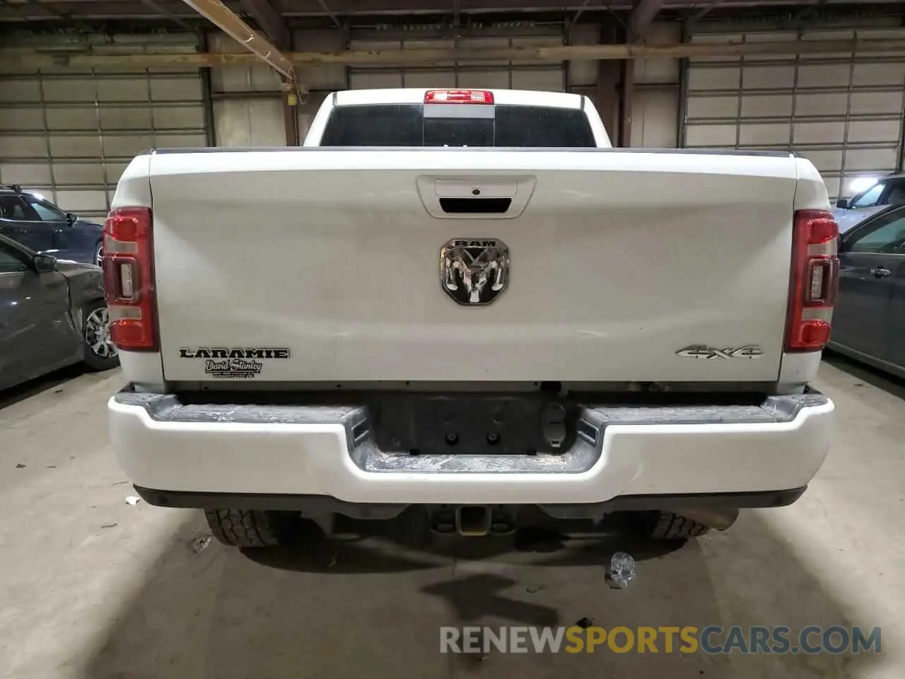6 Photograph of a damaged car 3C6UR5FLXPG632054 RAM 2500 2023