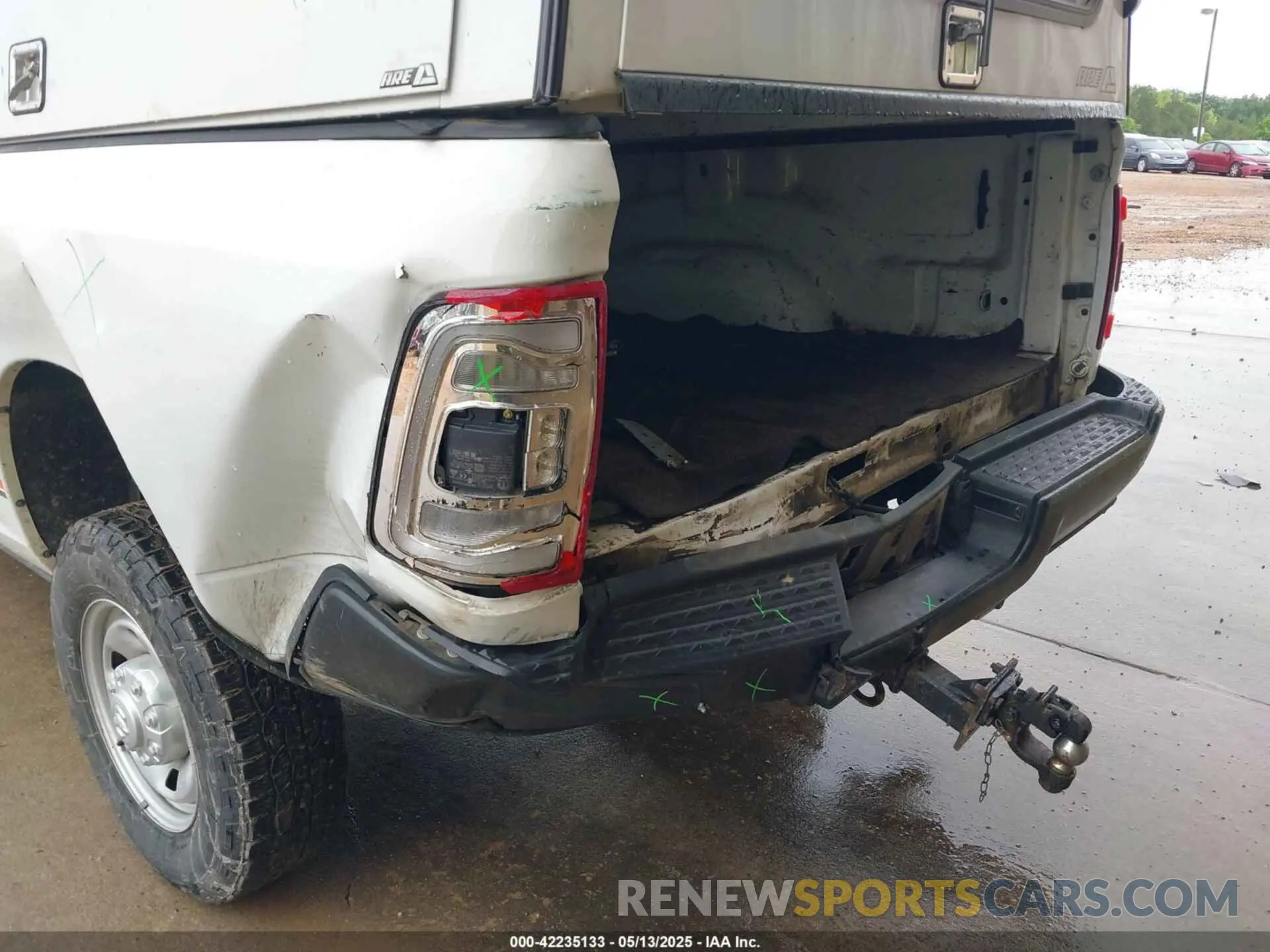 6 Photograph of a damaged car 3C6UR5HJ4PG536920 RAM 2500 2023