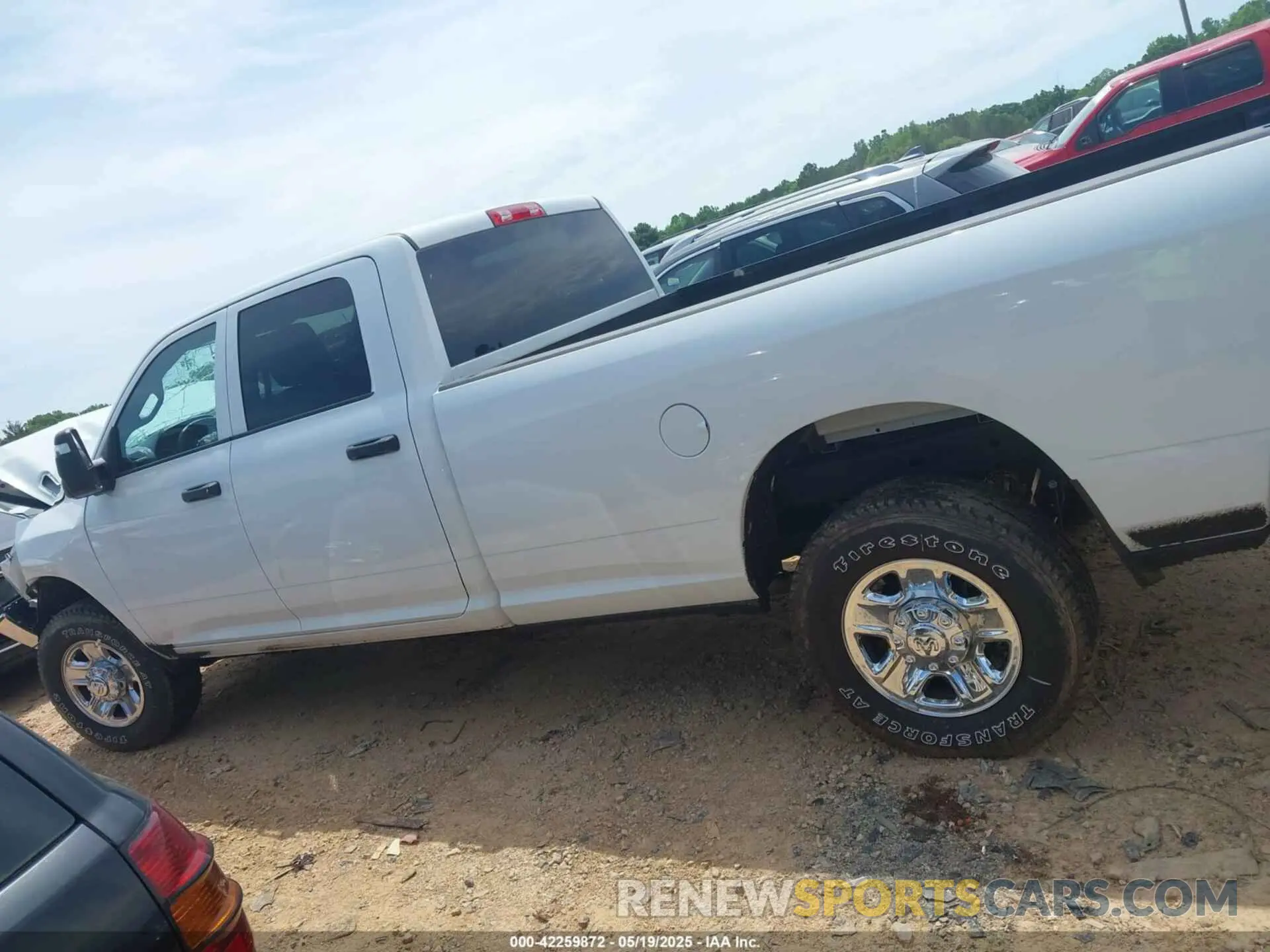 14 Photograph of a damaged car 3C6UR5HJ5PG537025 RAM 2500 2023