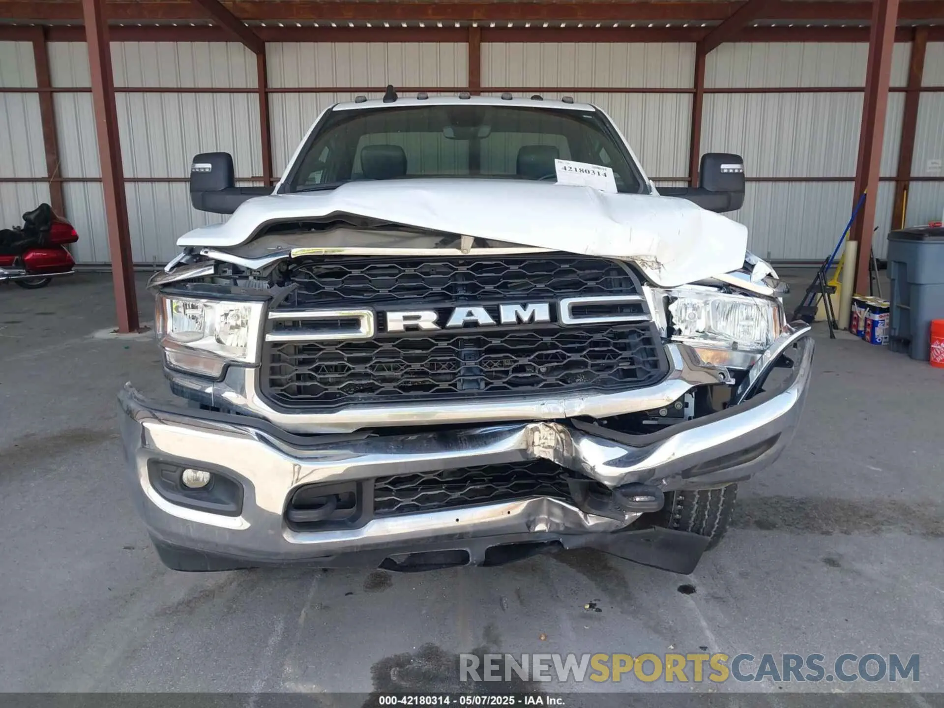 6 Photograph of a damaged car 3C7WR5AJ7PG567772 RAM 2500 2023