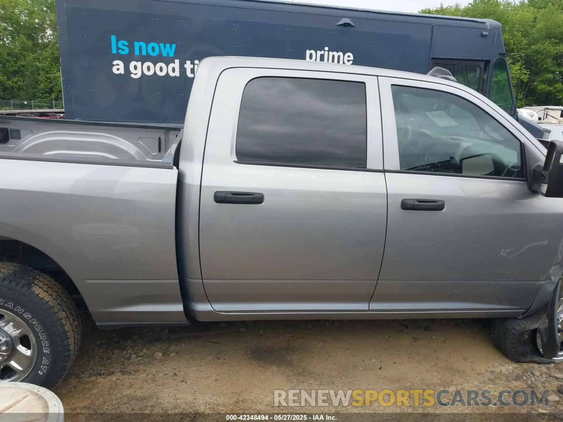 13 Photograph of a damaged car 3C6UR5CJ6RG252974 RAM 2500 2024