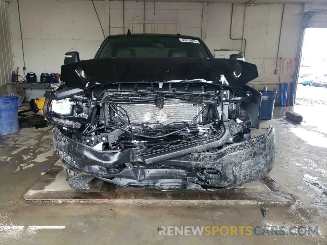 5 Photograph of a damaged car 3C6UR5CL4RG375481 RAM 2500 2024