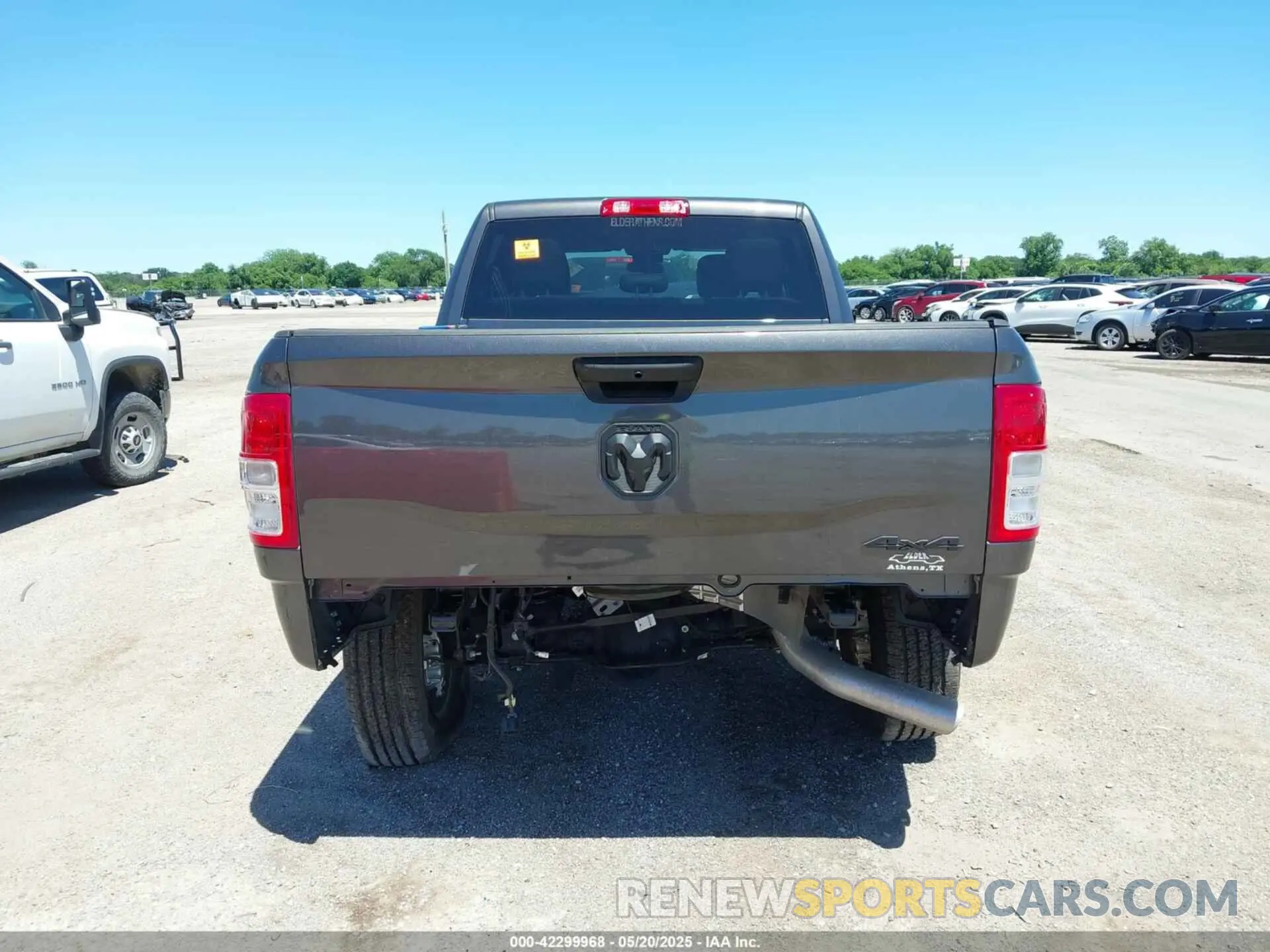 17 Photograph of a damaged car 3C6UR5CL9RG330312 RAM 2500 2024