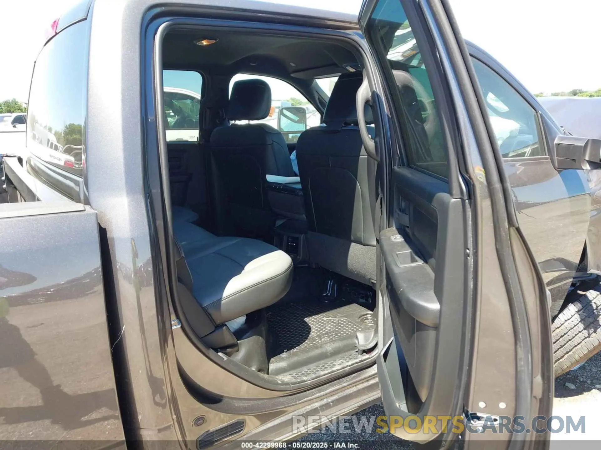 8 Photograph of a damaged car 3C6UR5CL9RG330312 RAM 2500 2024