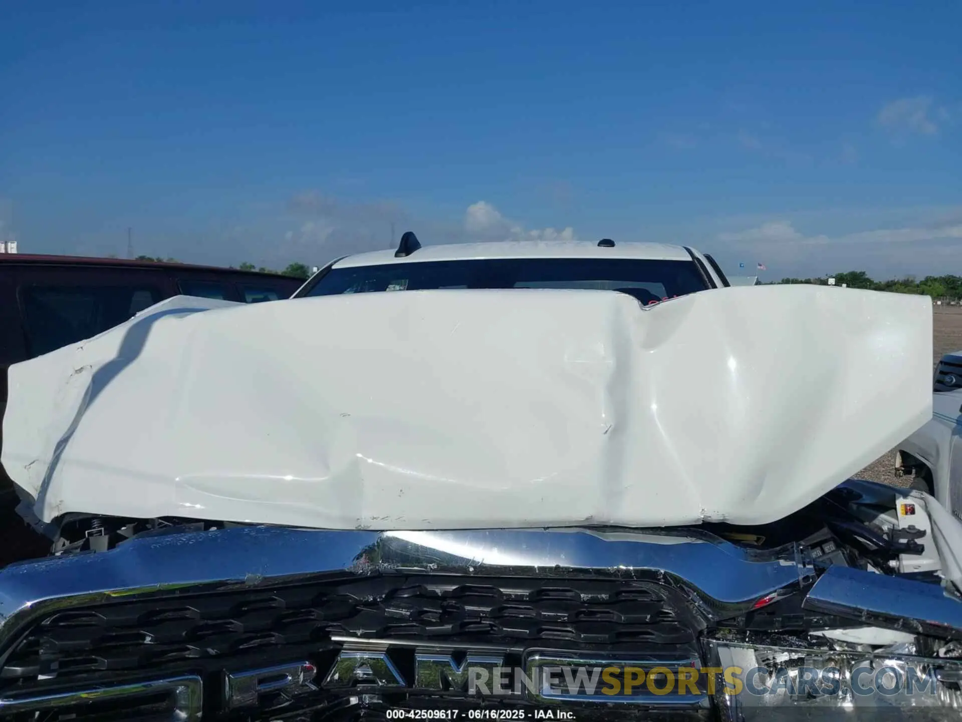 10 Photograph of a damaged car 3C6UR5DJ3RG366512 RAM 2500 2024