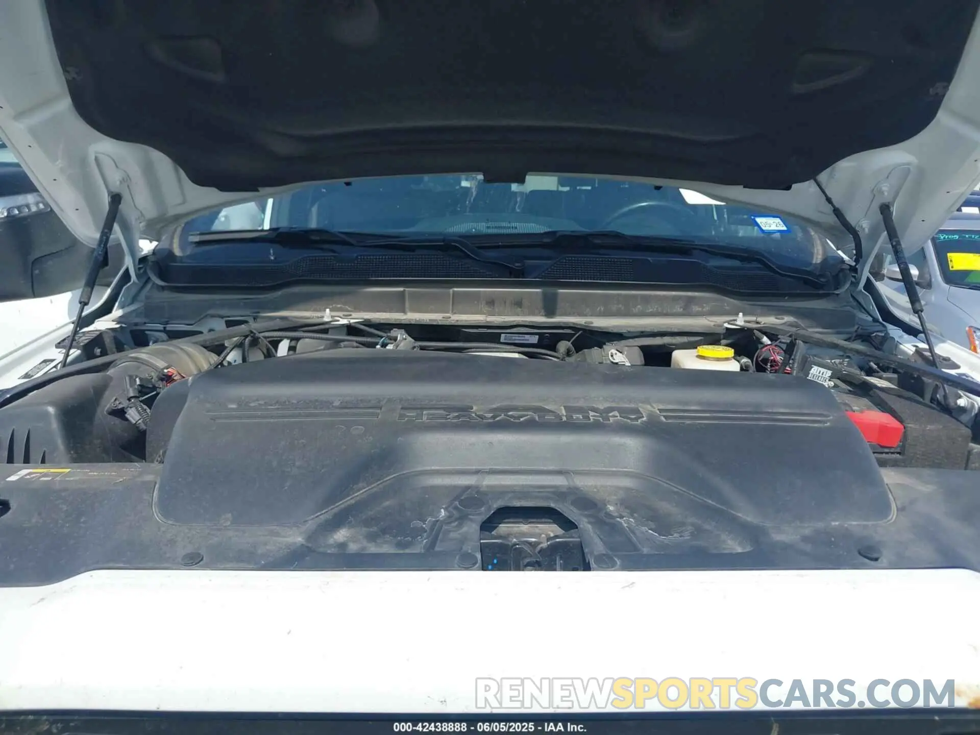 10 Photograph of a damaged car 3C6UR5DL0RG247091 RAM 2500 2024