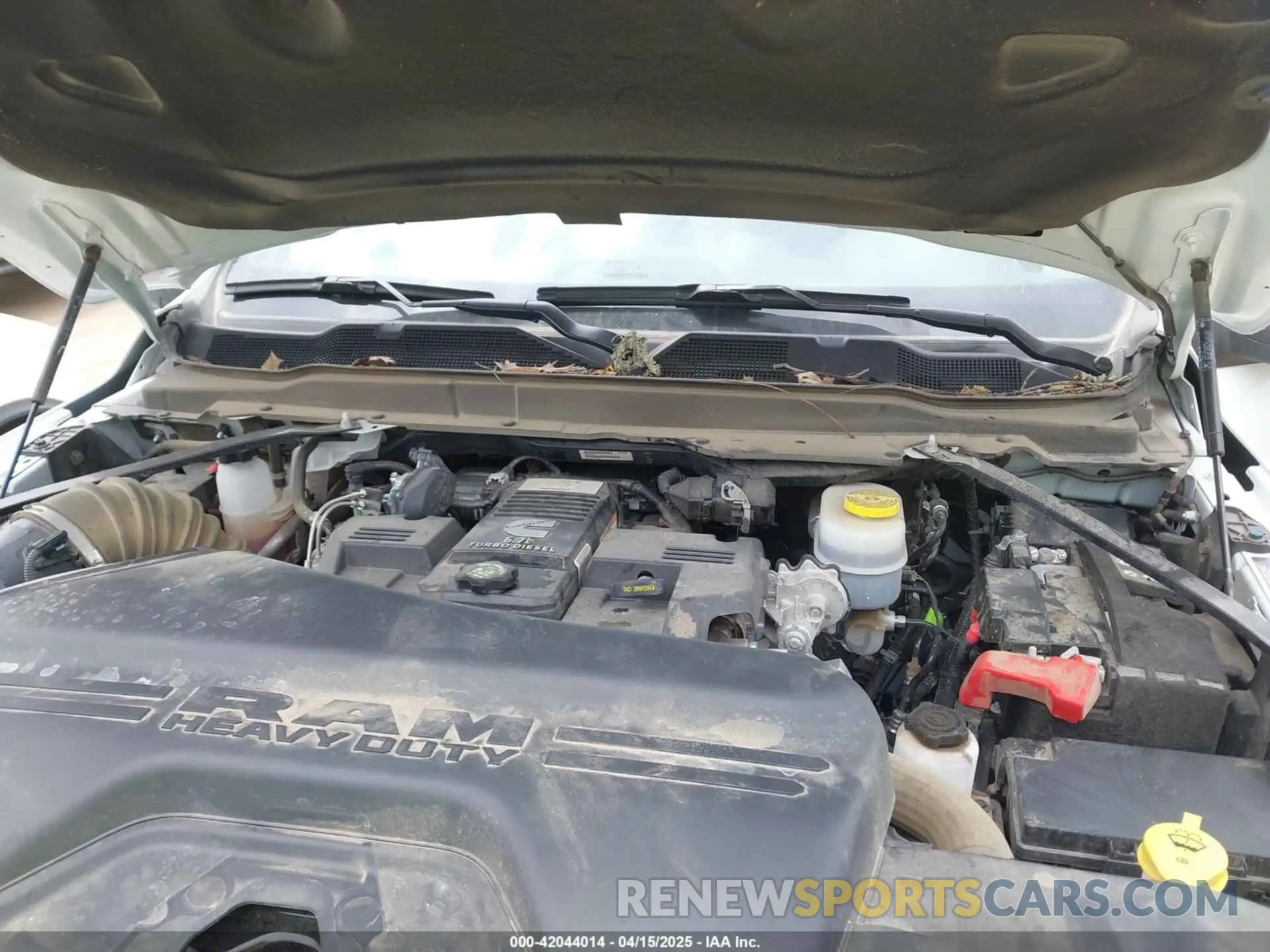 10 Photograph of a damaged car 3C6UR5DL1RG296302 RAM 2500 2024