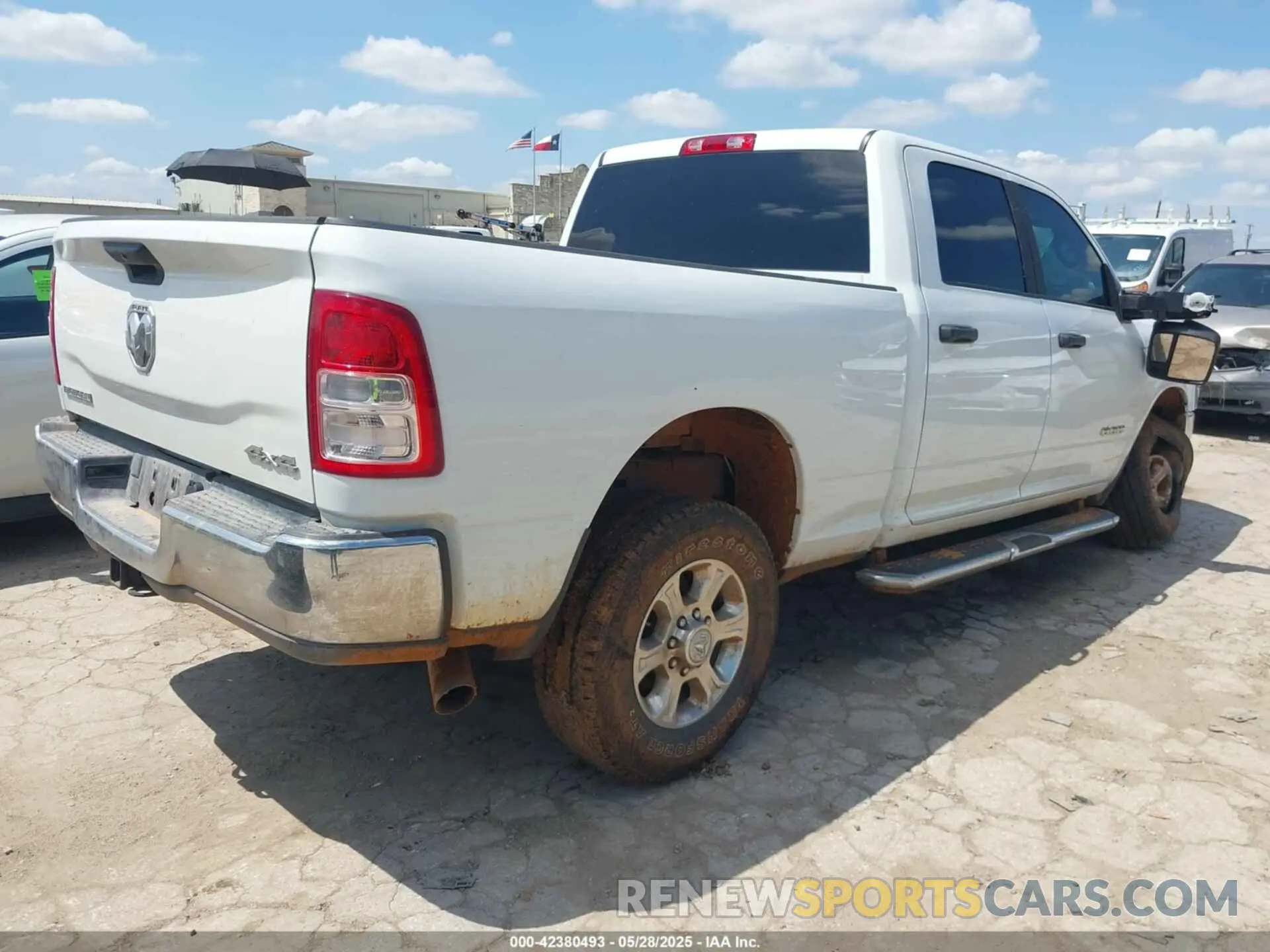 4 Photograph of a damaged car 3C6UR5DL4RG338638 RAM 2500 2024
