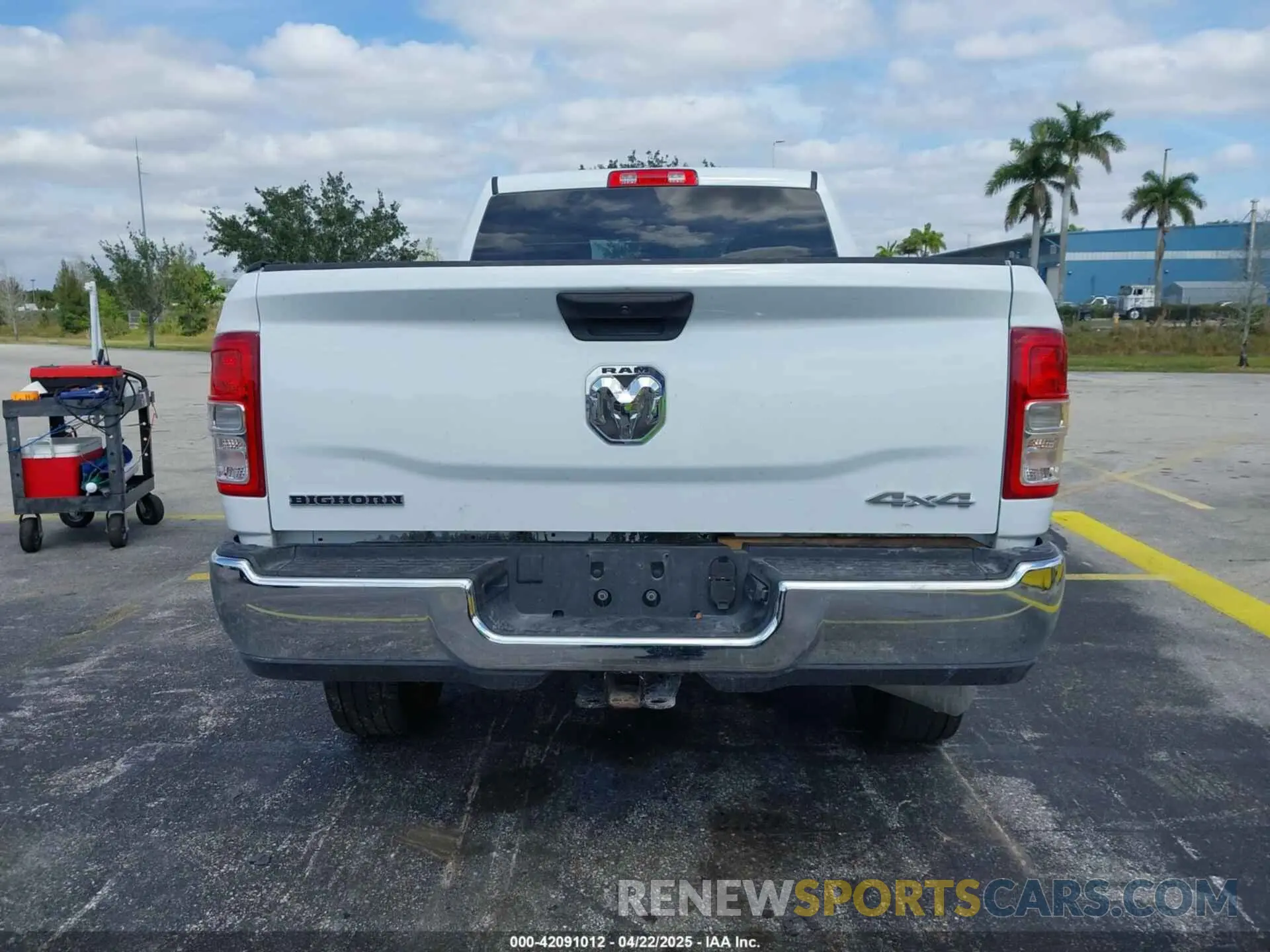 16 Photograph of a damaged car 3C6UR5DL9RG338196 RAM 2500 2024