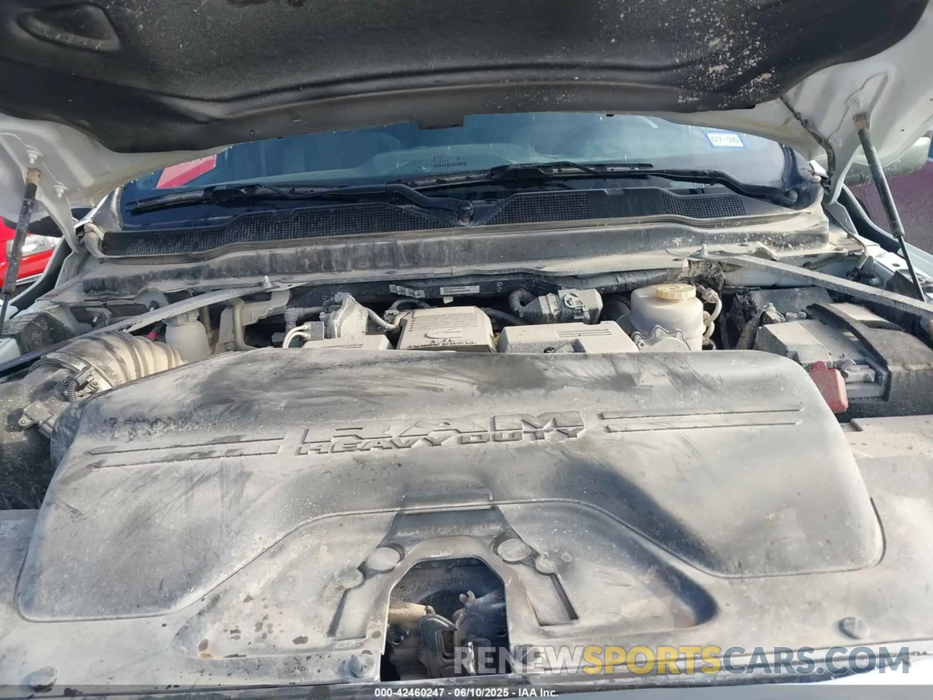 10 Photograph of a damaged car 3C6UR5DLXRG296296 RAM 2500 2024