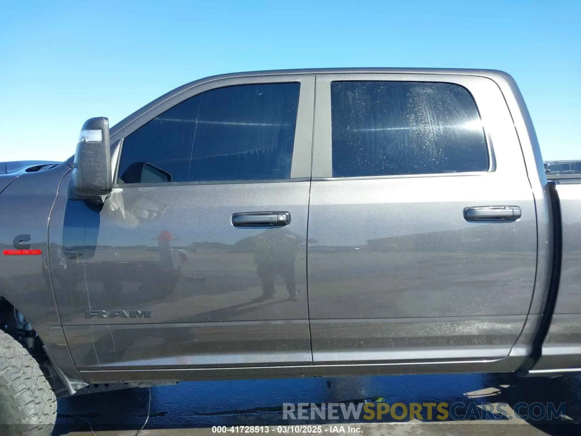 15 Photograph of a damaged car 3C6UR5FL0RG117504 RAM 2500 2024