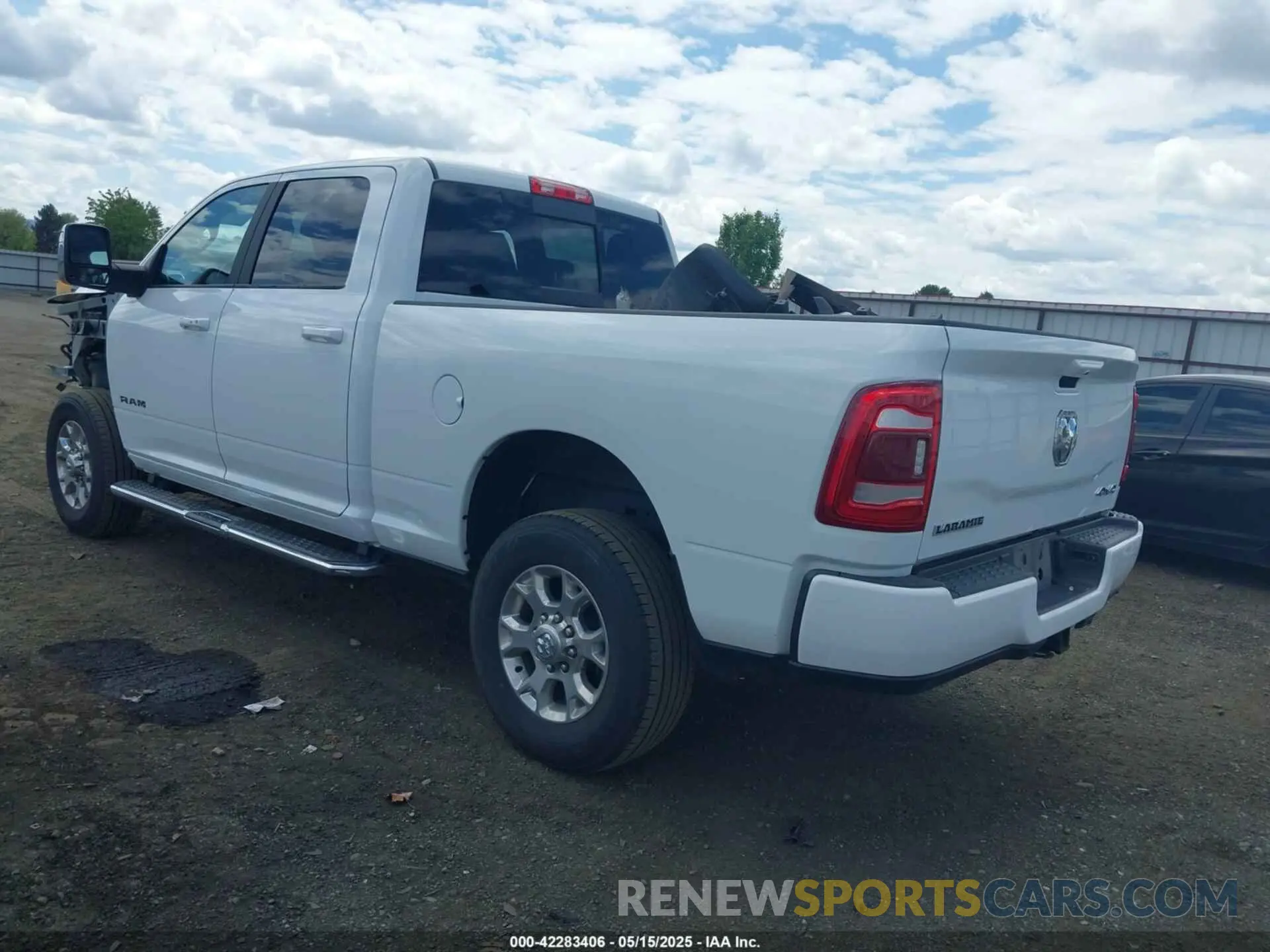 3 Photograph of a damaged car 3C6UR5FL2RG285550 RAM 2500 2024