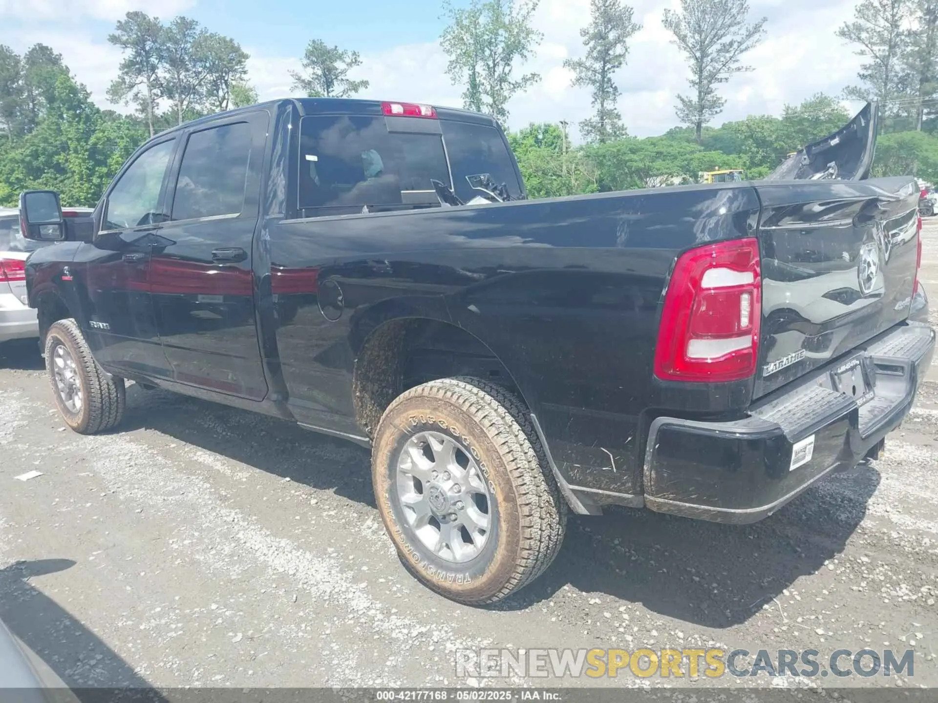 15 Photograph of a damaged car 3C6UR5FL3RG407946 RAM 2500 2024