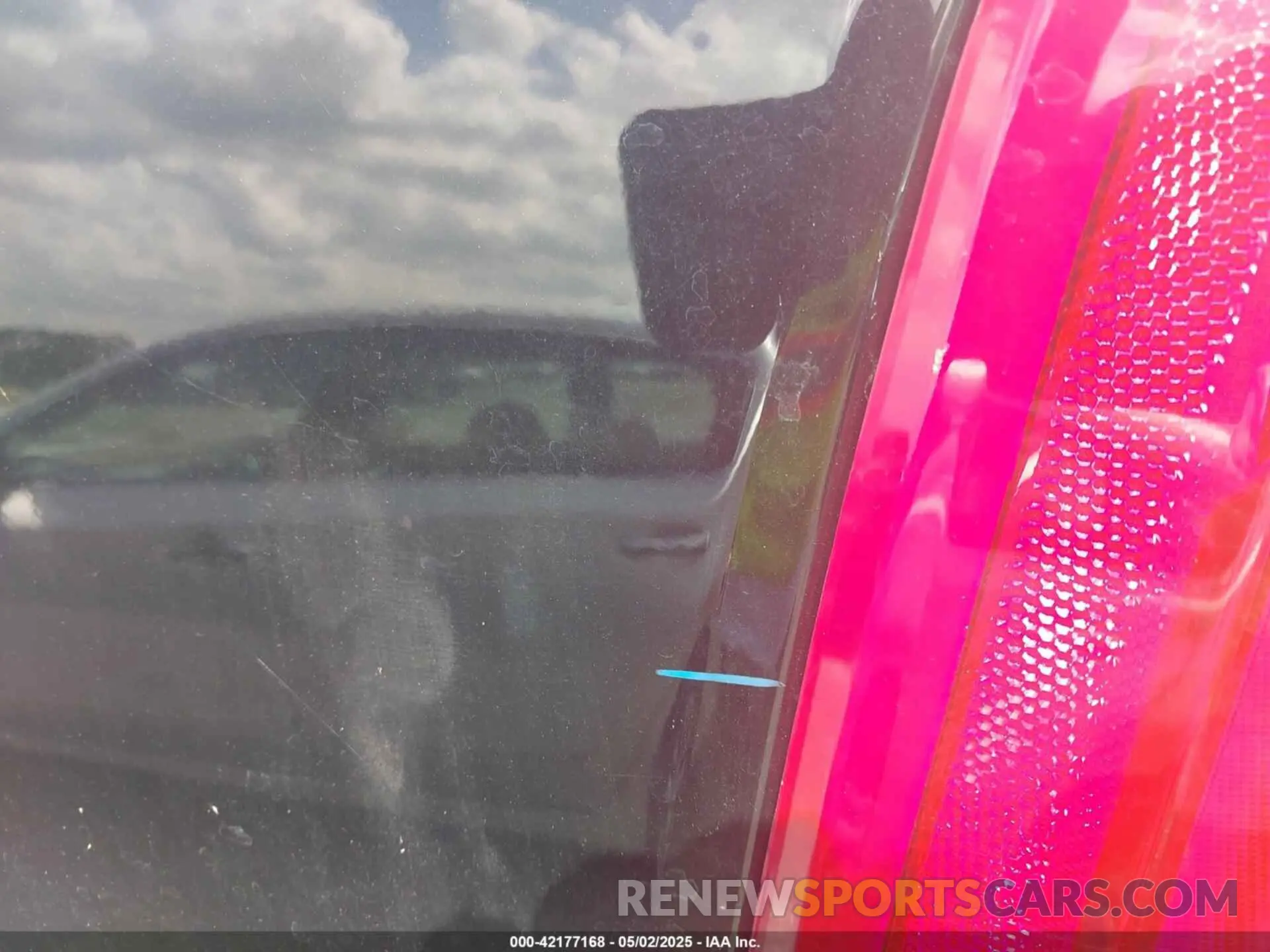 21 Photograph of a damaged car 3C6UR5FL3RG407946 RAM 2500 2024