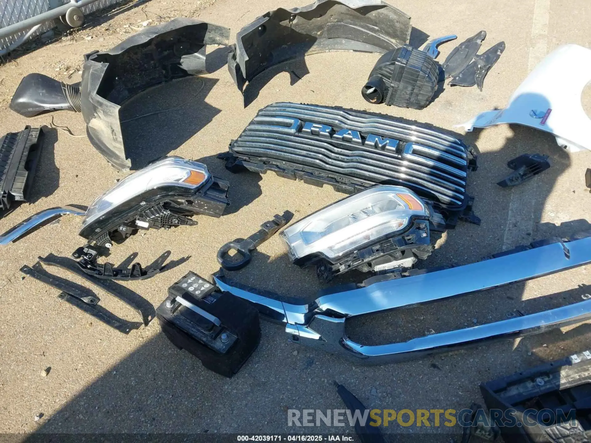 20 Photograph of a damaged car 3C6UR5FL6RG181448 RAM 2500 2024