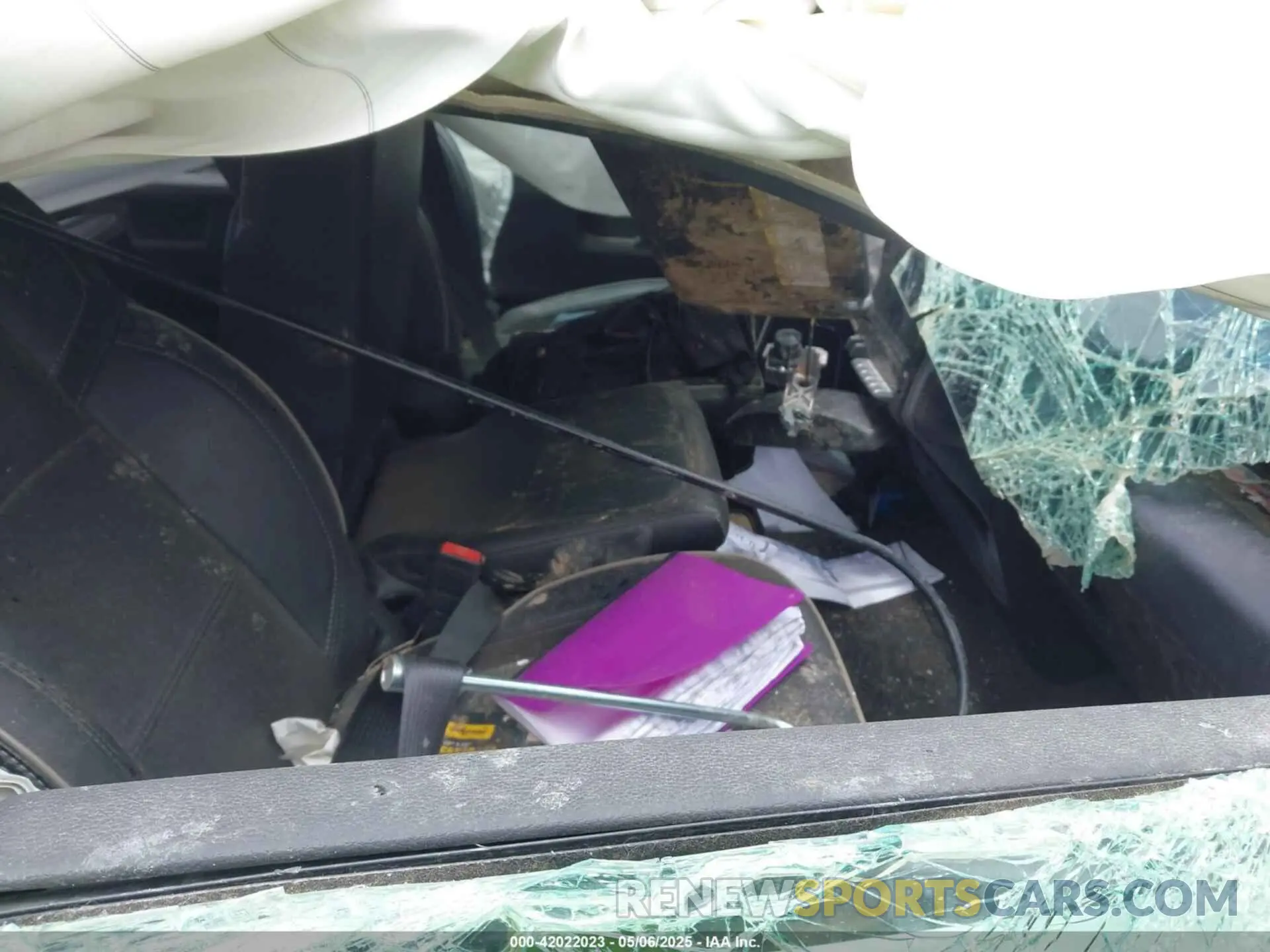 5 Photograph of a damaged car 3C6UR5FL6RG288306 RAM 2500 2024