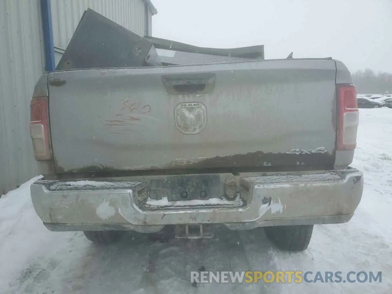 6 Photograph of a damaged car 3C6UR5HJ8RG246201 RAM 2500 2024